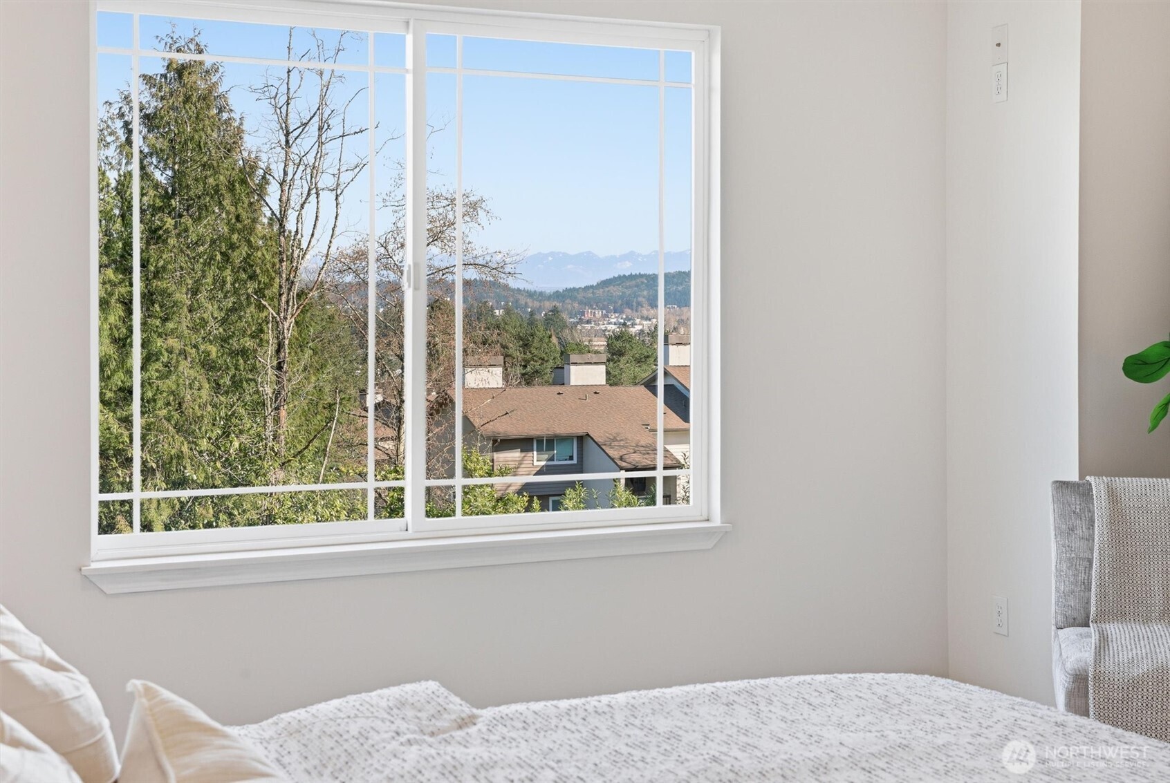 7741 152nd Avenue NE