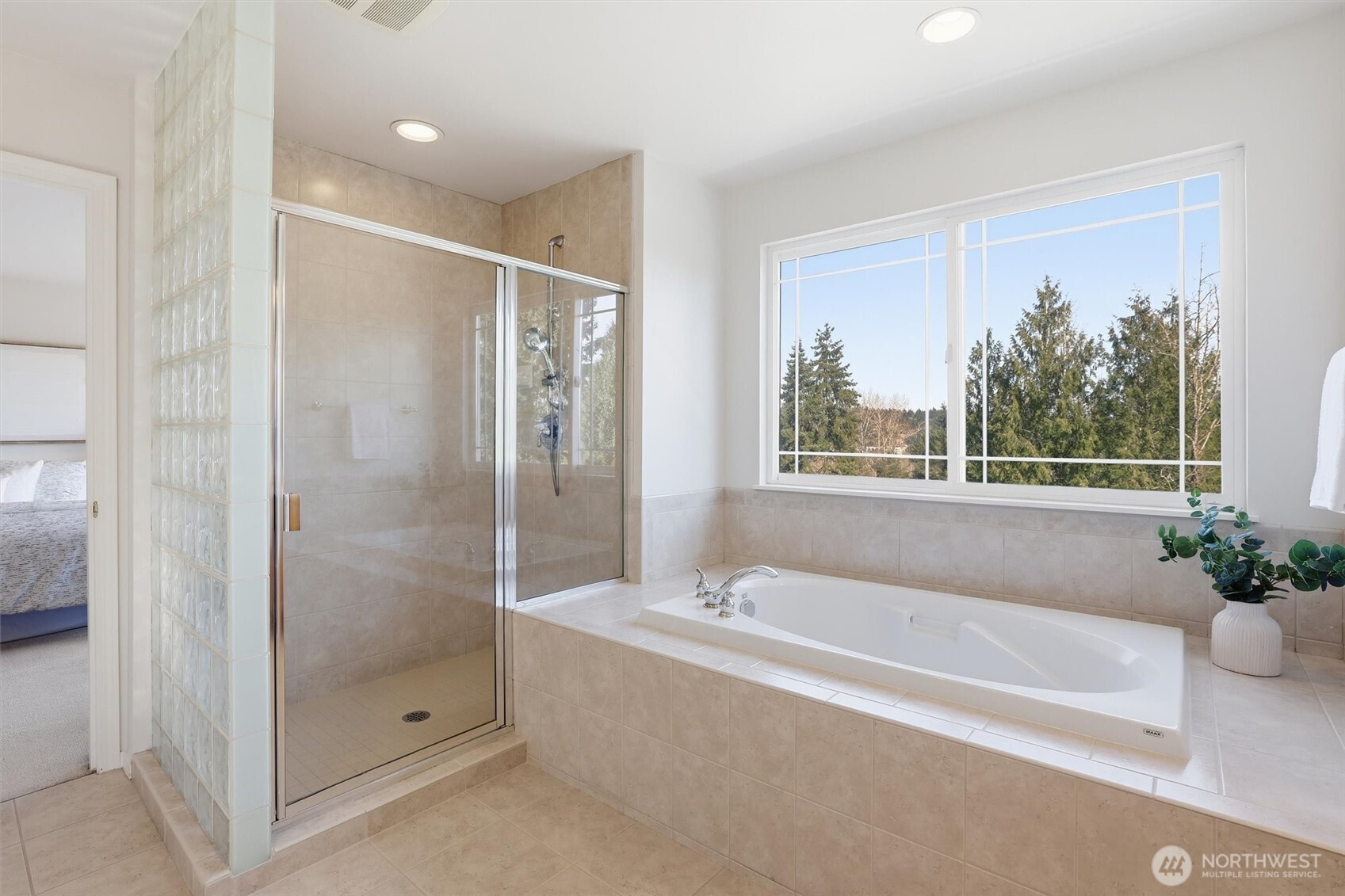 7741 152nd Avenue NE