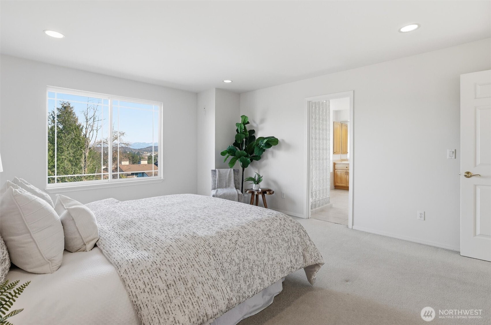 7741 152nd Avenue NE