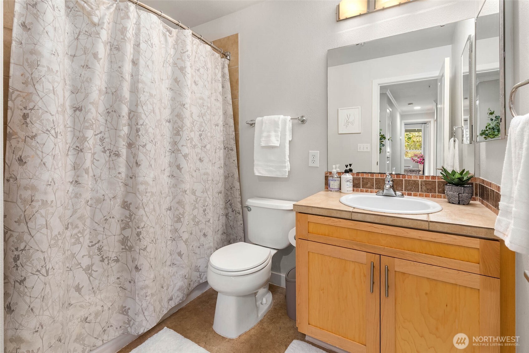 12006 NE 204th Place Unit: 302