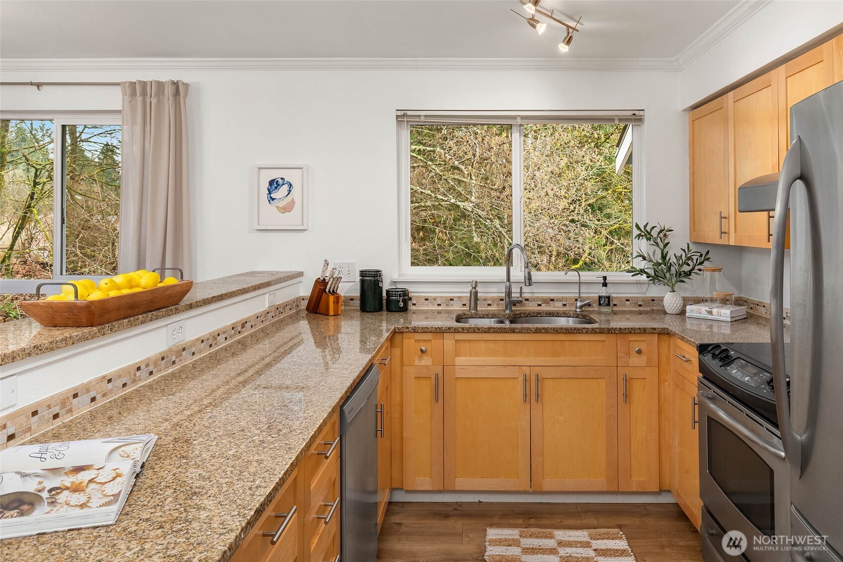 12006 NE 204th Place Unit: 302