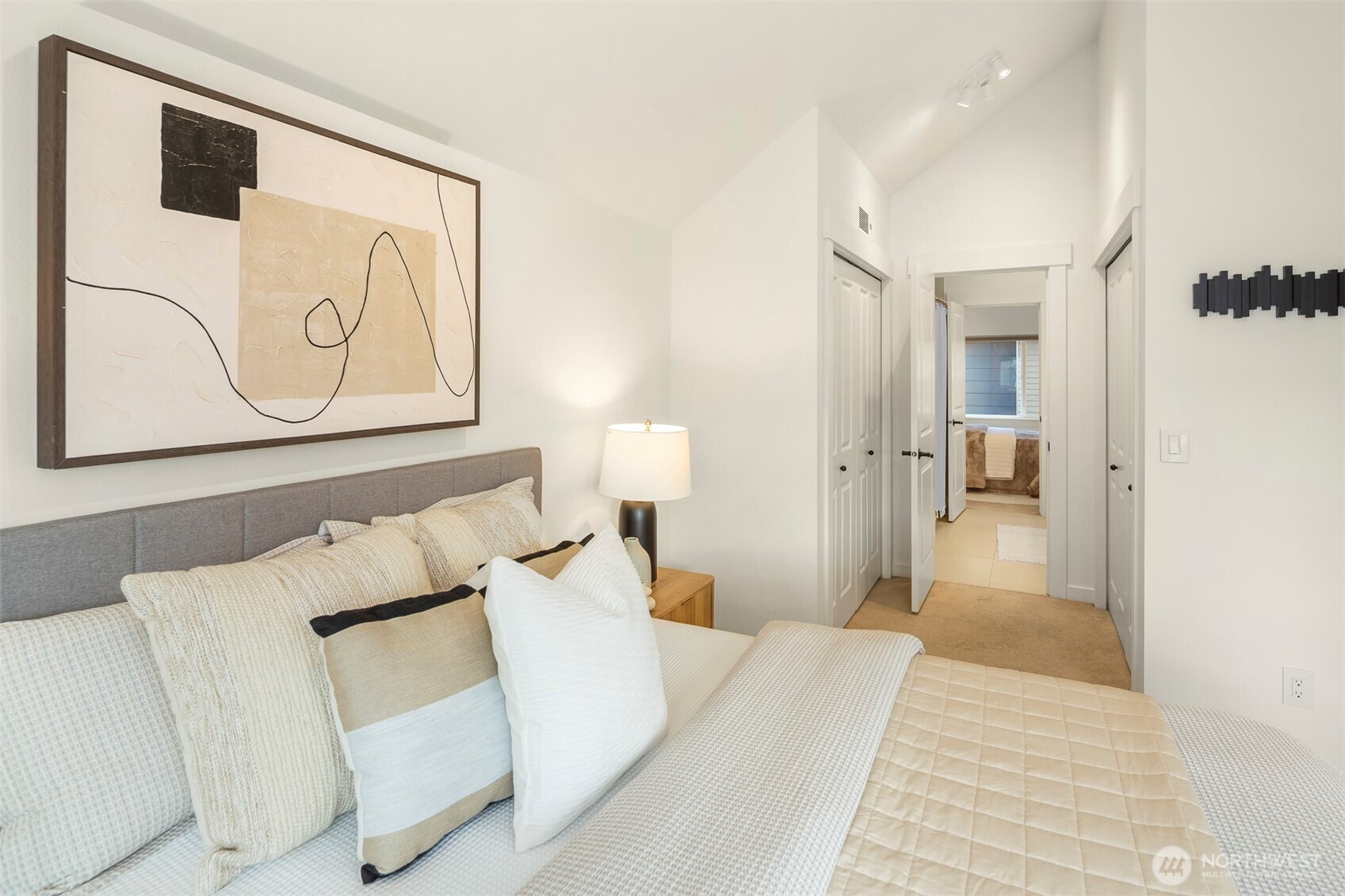 5020 Delridge Way SW Unit: B