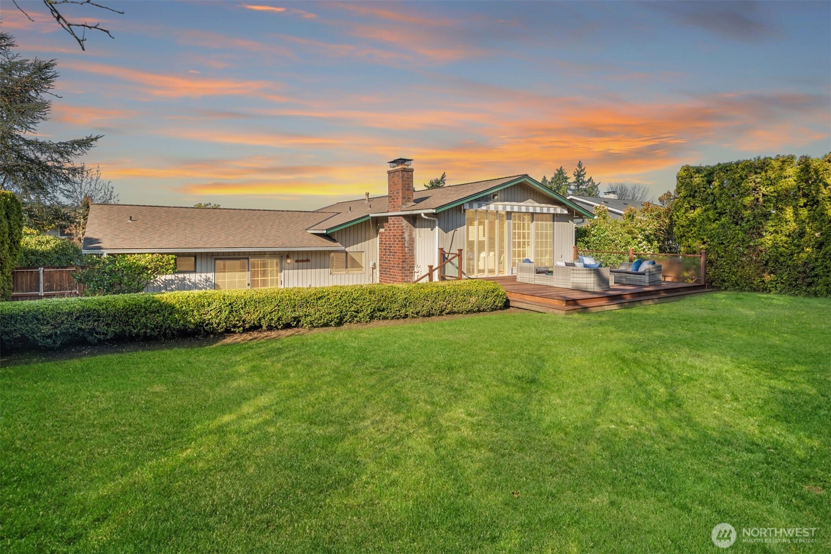 6114 104th Avenue NE