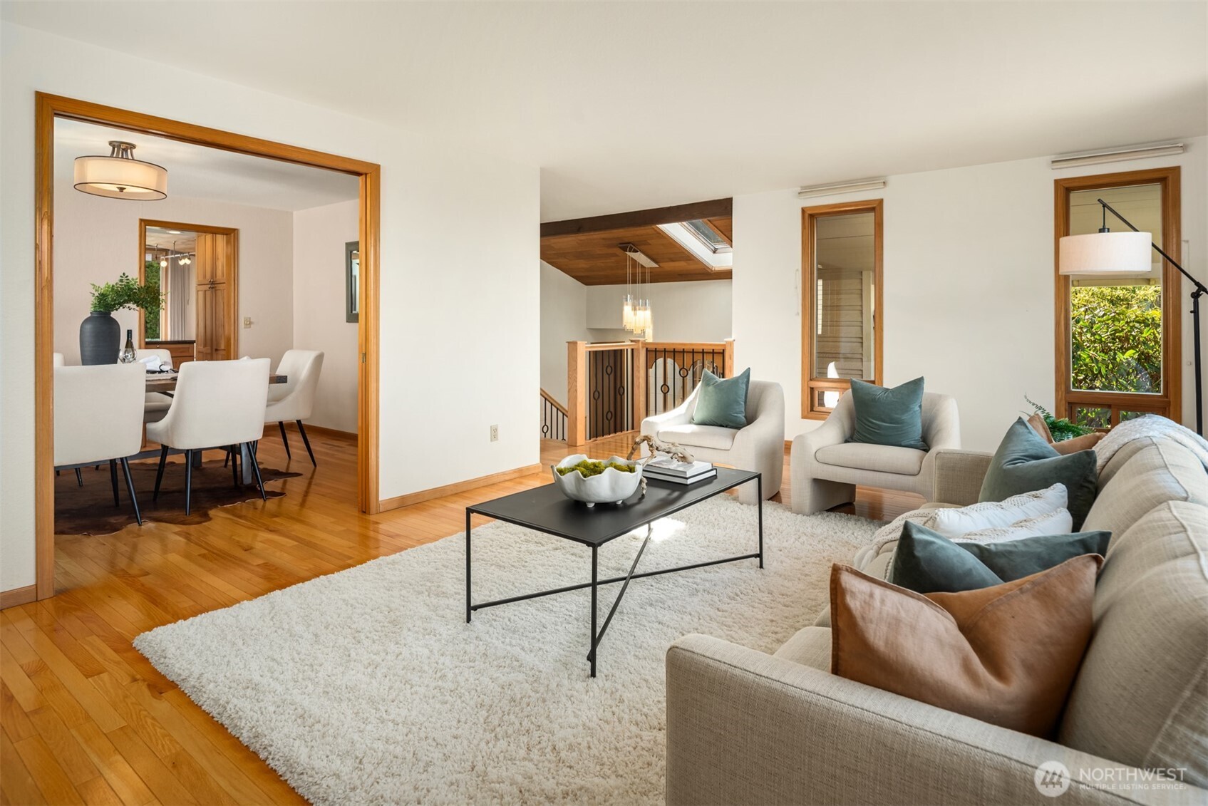 6114 104th Avenue NE