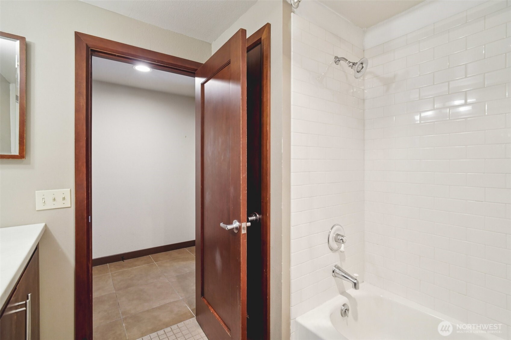 1400 2nd Avenue N Unit: 284