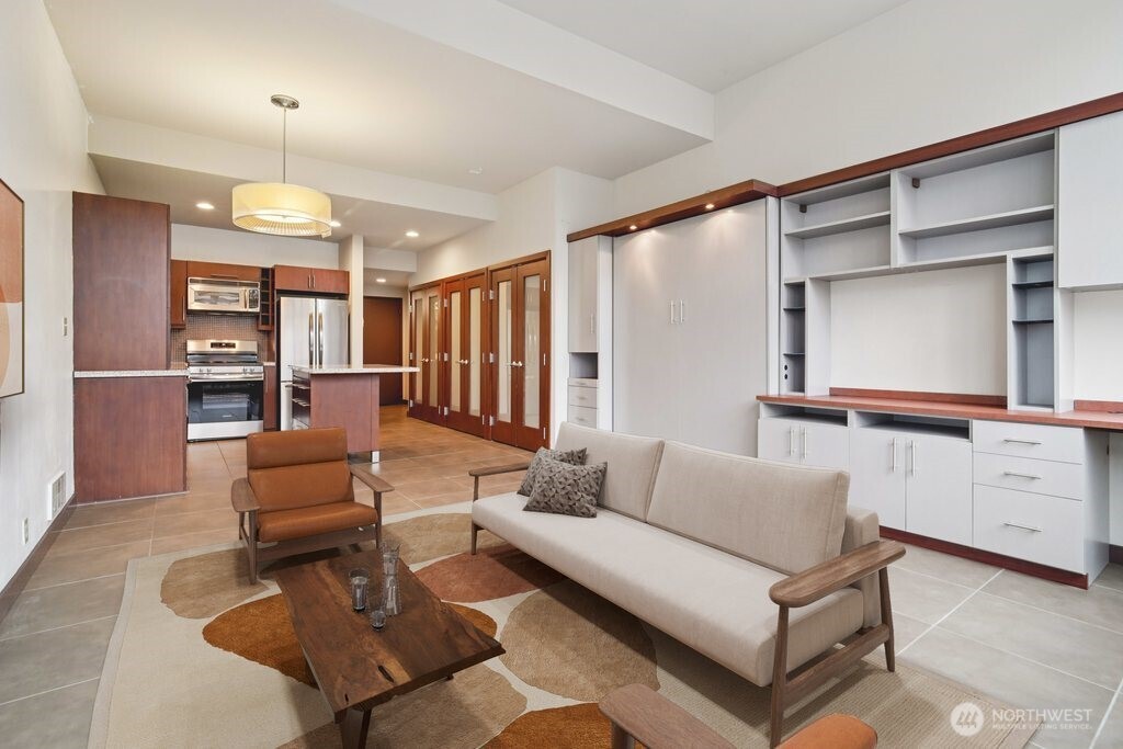 1400 2nd Avenue N Unit: 284