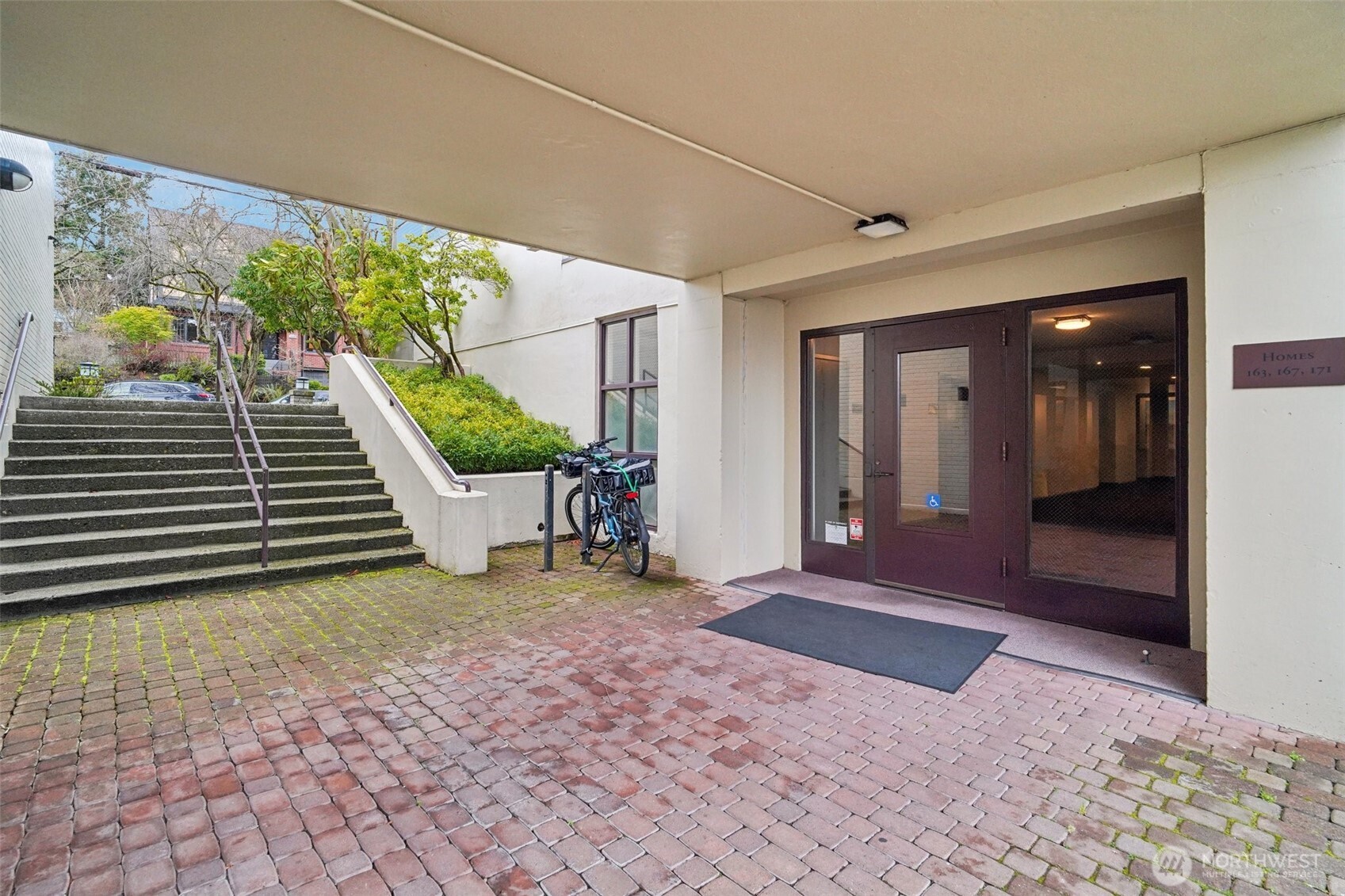 1400 2nd Avenue N Unit: 284