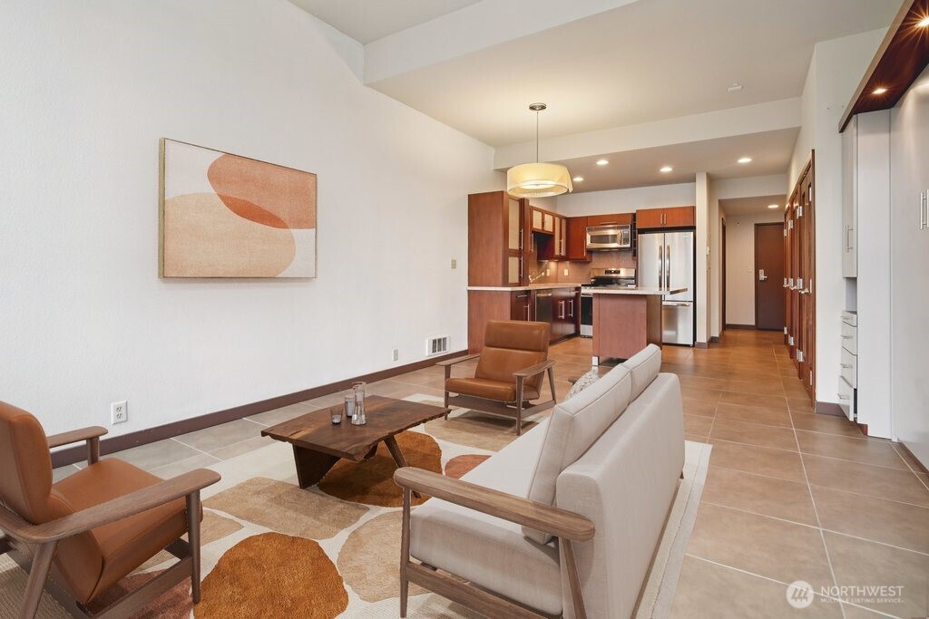 1400 2nd Avenue N Unit: 284