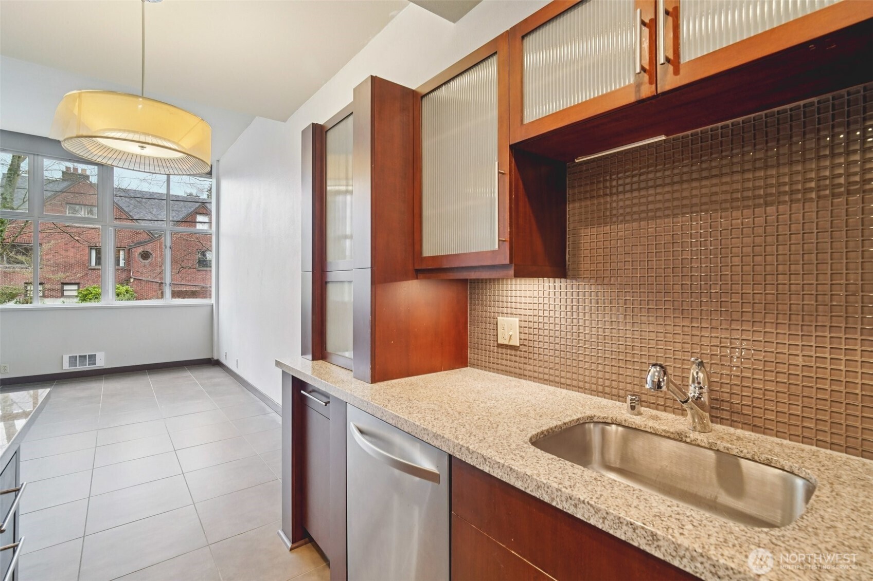 1400 2nd Avenue N Unit: 284