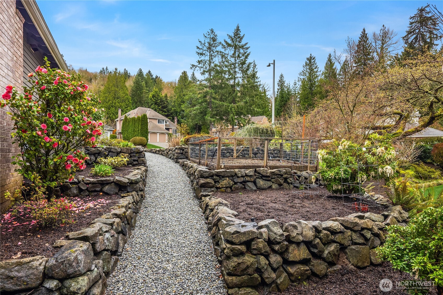 545 Mt Olympus Drive SW