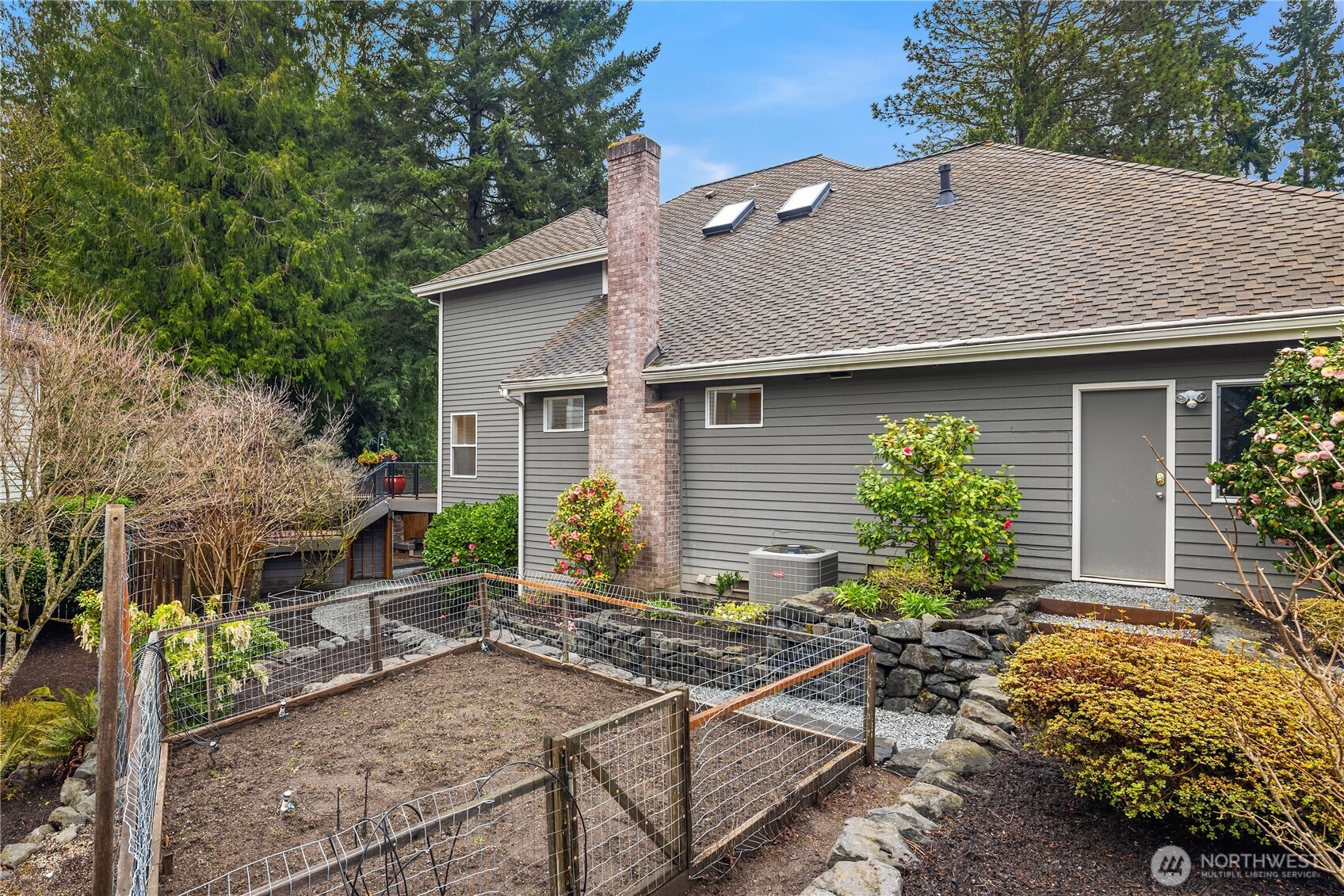 545 Mt Olympus Drive SW