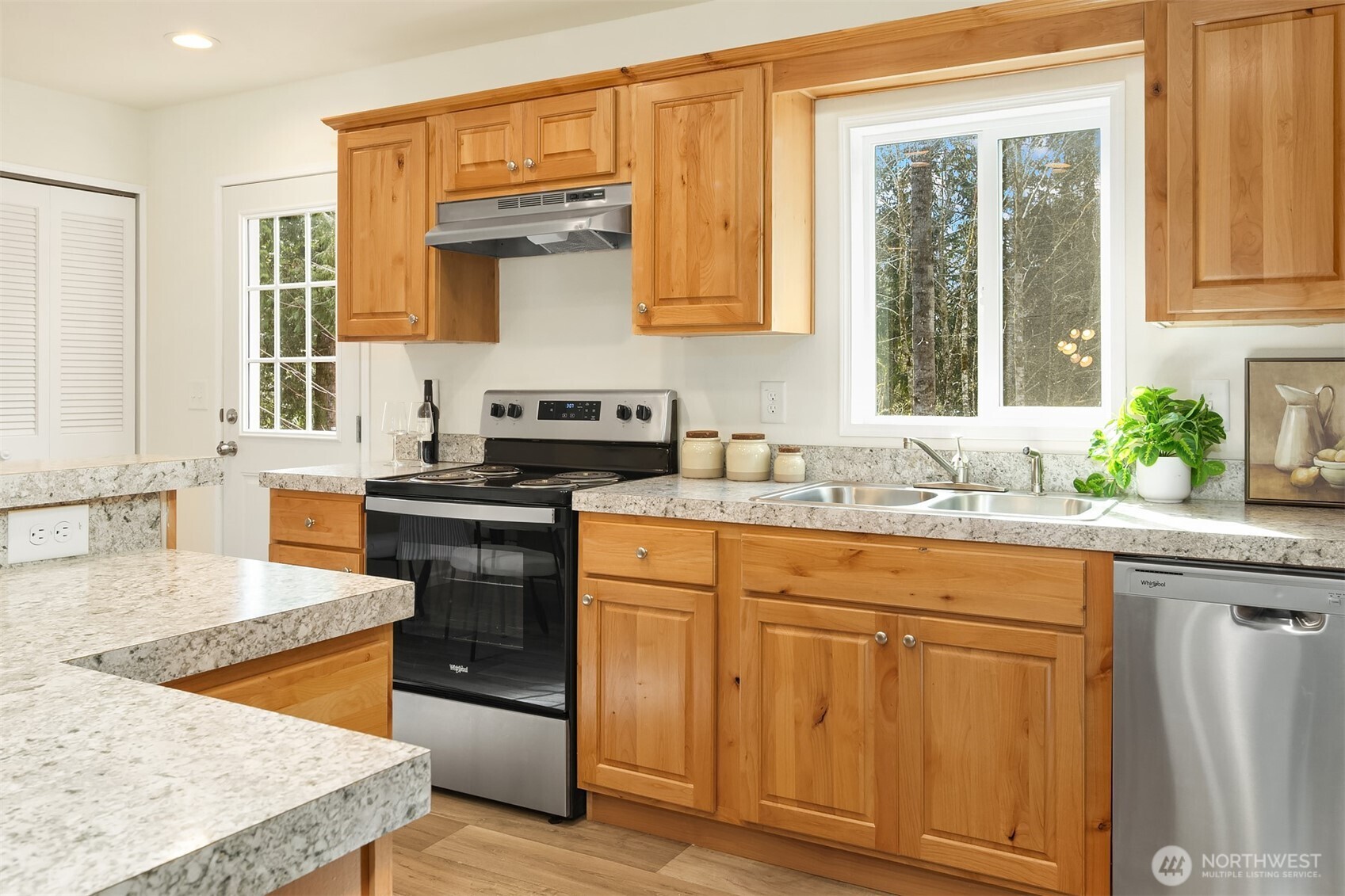 23904 E Lake Kayak Drive