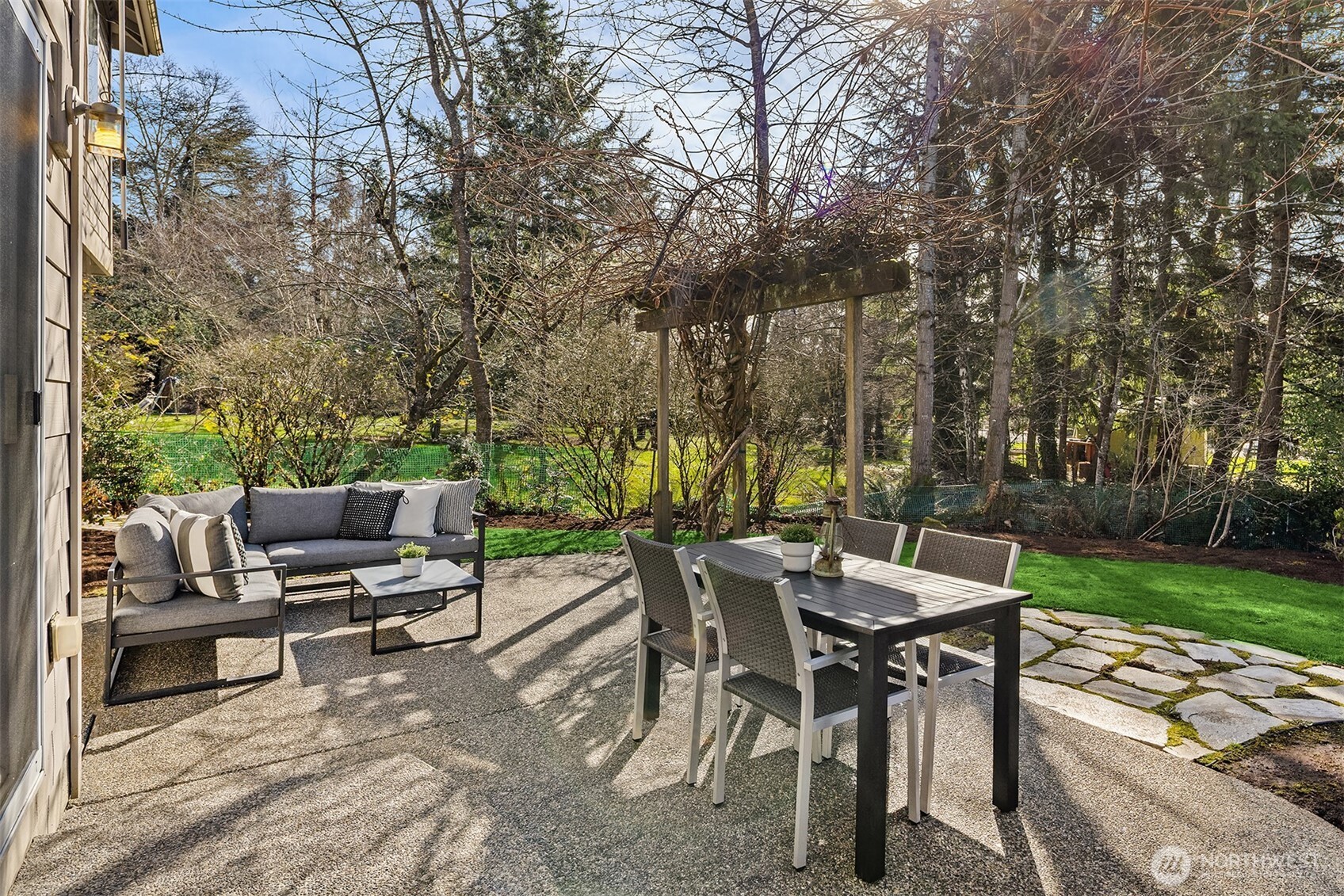 8537 NE 128th Street