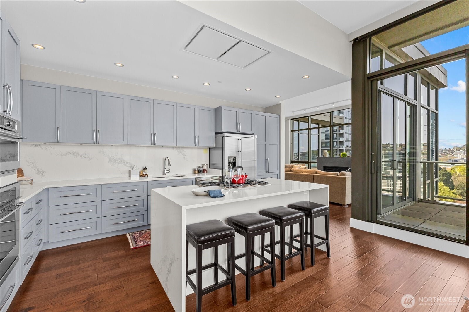 900 Lenora Street Unit: 1203