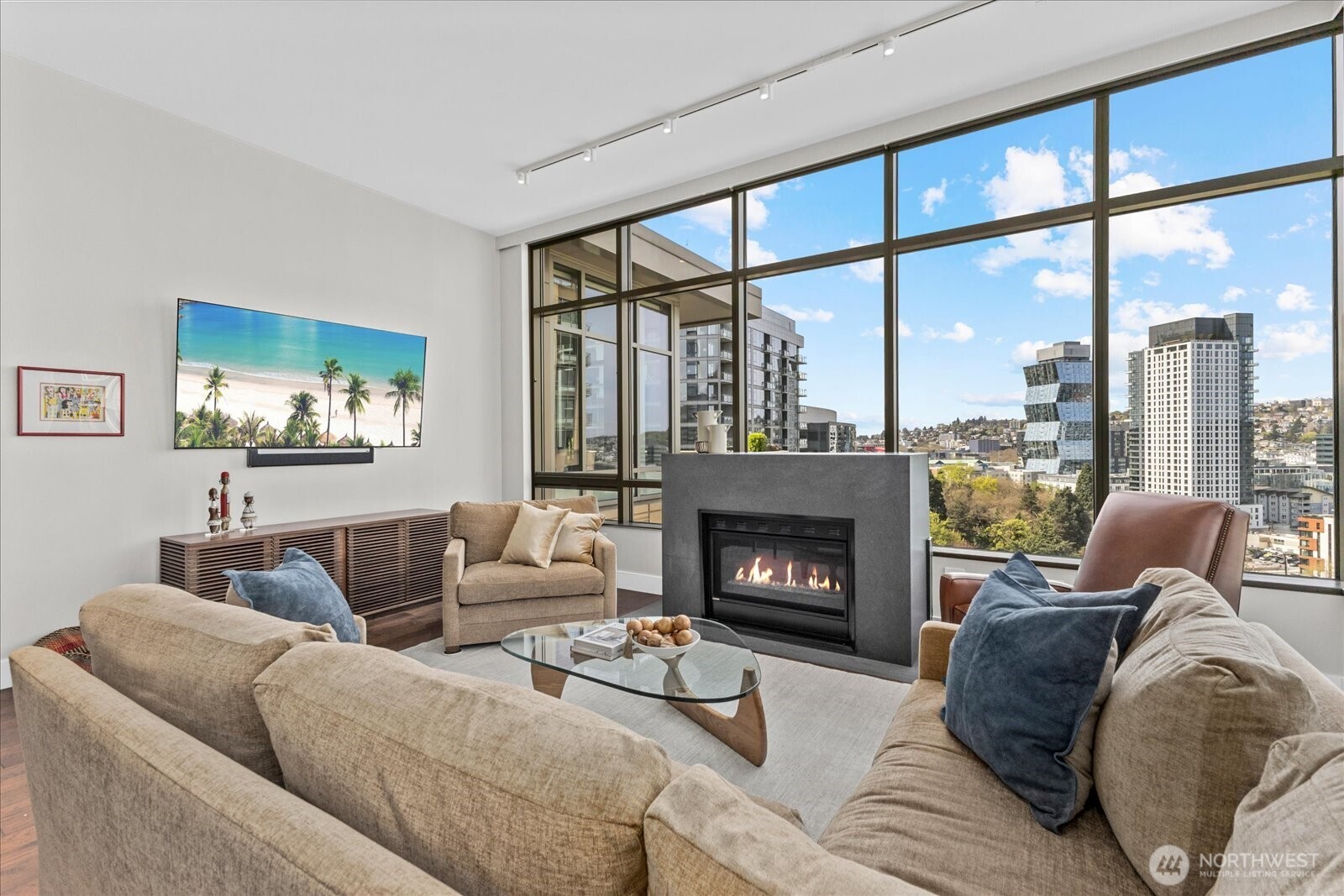 900 Lenora Street Unit: 1203