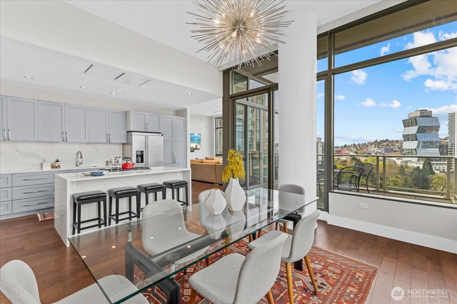 900 Lenora Street Unit: 1203