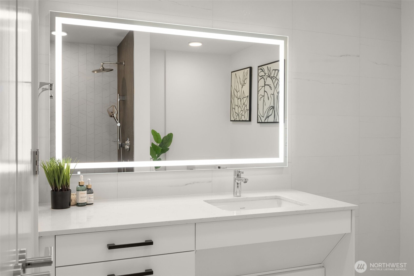 999 110th Avenue NE Unit: 202