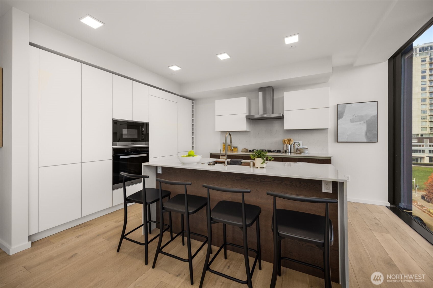 999 110th Avenue NE Unit: 500