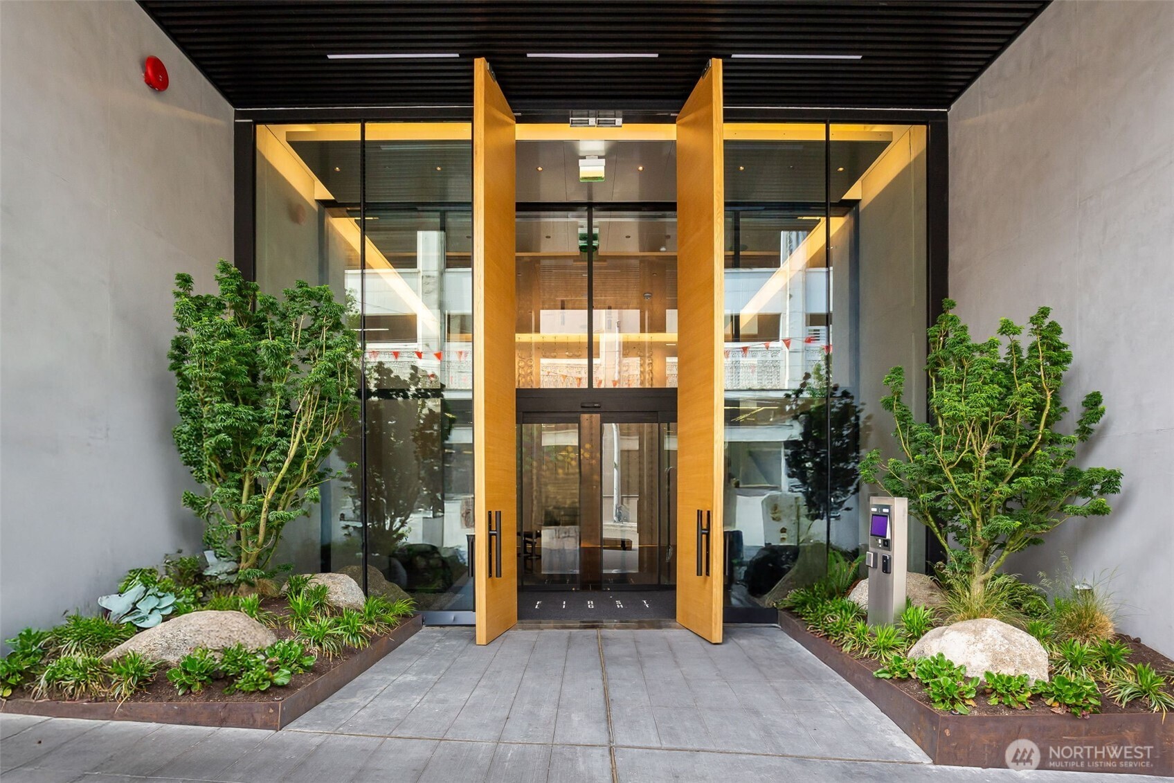 300 Virginia St Unit: P-160