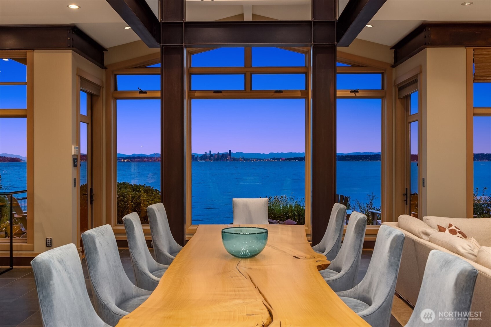 4290 Rockaway Beach Road NE