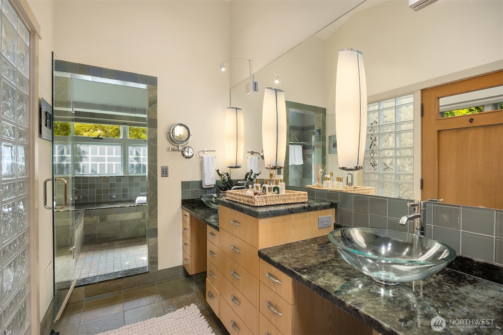 4290 Rockaway Beach Road NE