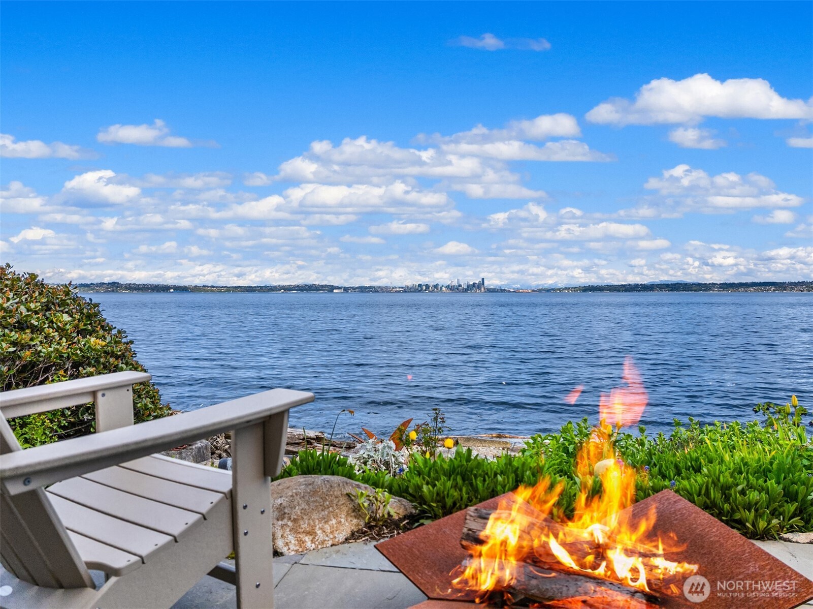 4290 Rockaway Beach Road NE