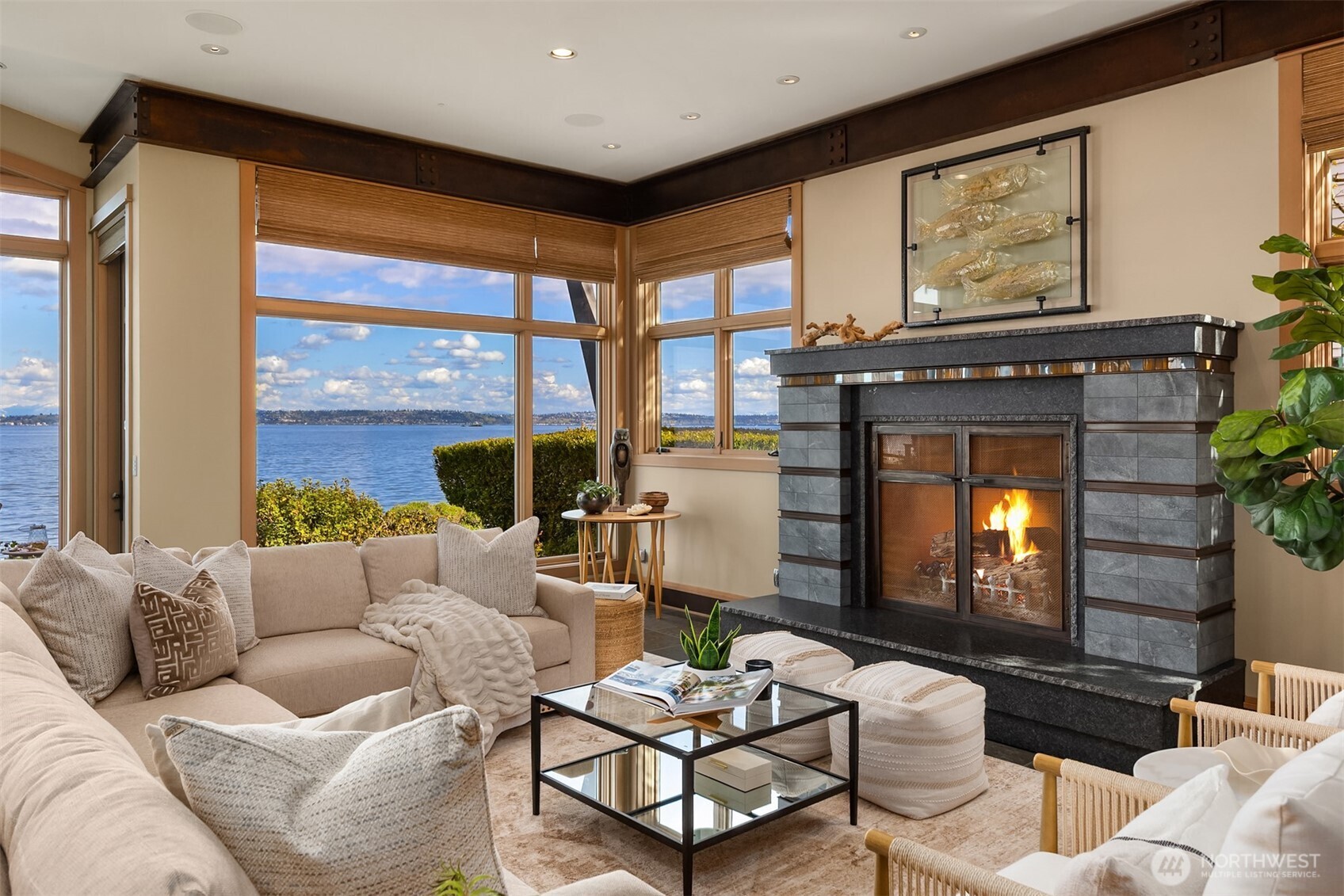 4290 Rockaway Beach Road NE