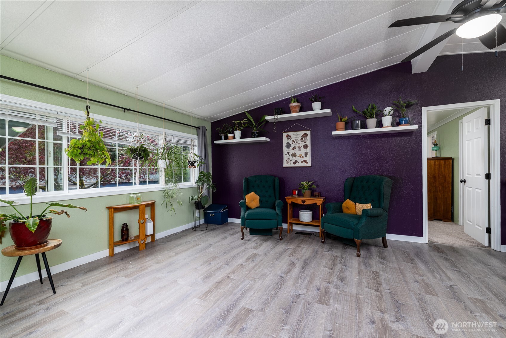 50 SE Dogwood Place