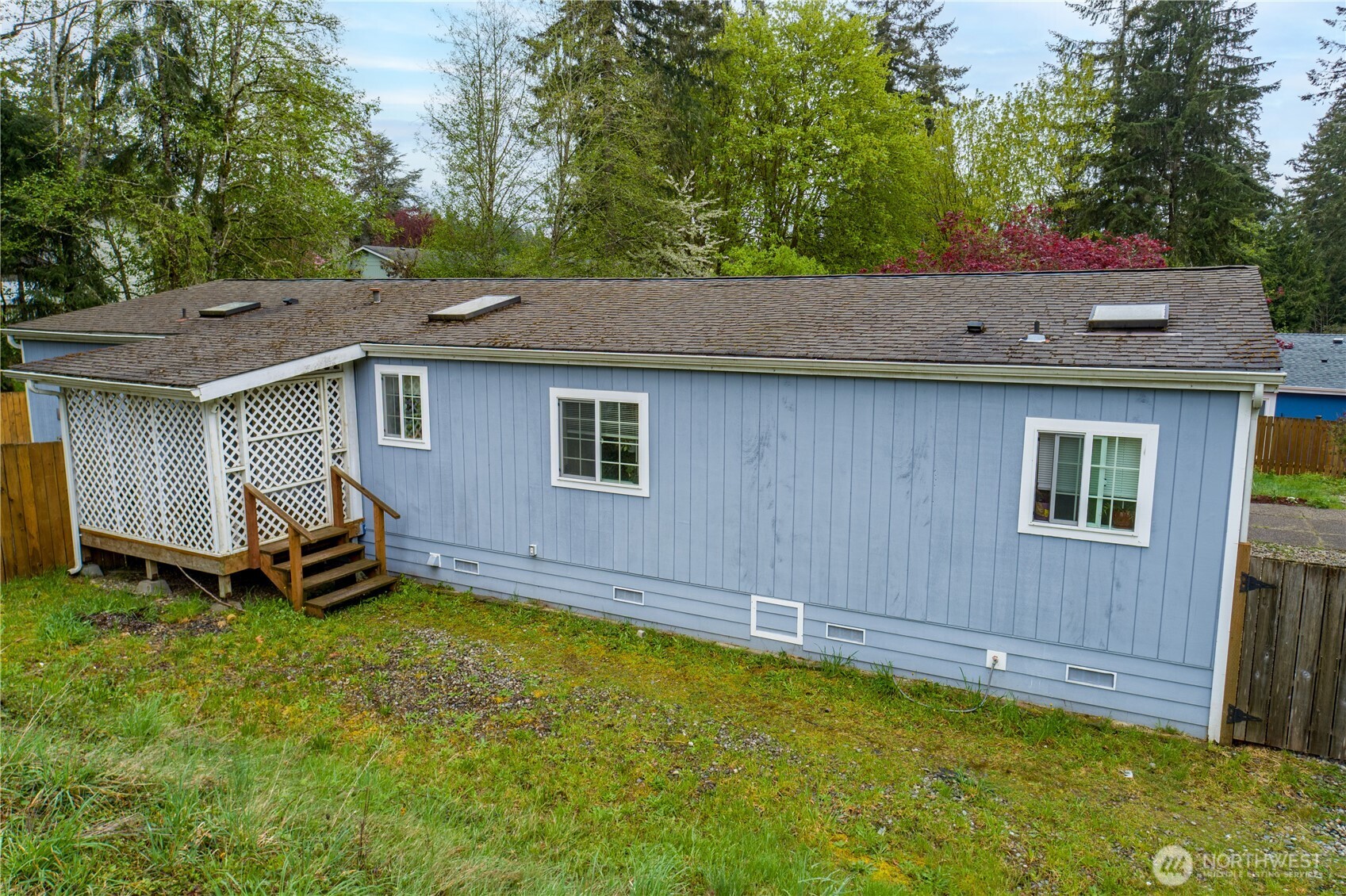 50 SE Dogwood Place