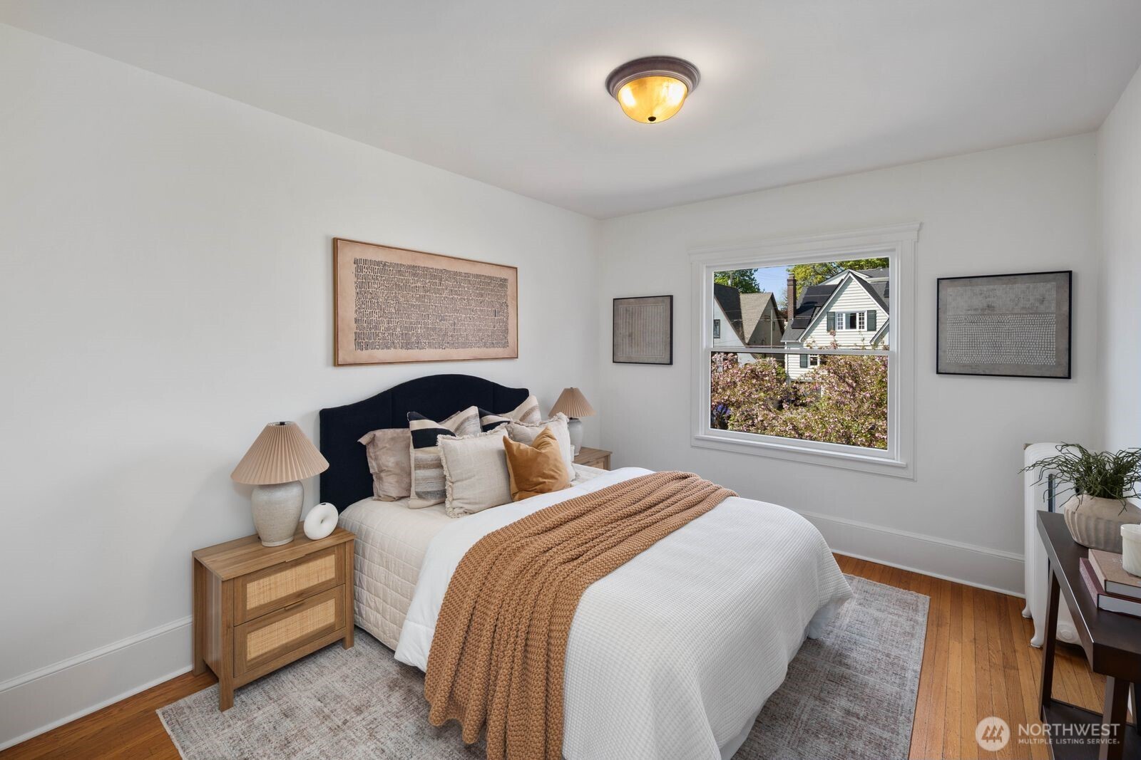 1902 Bigelow Avenue N Unit: 304