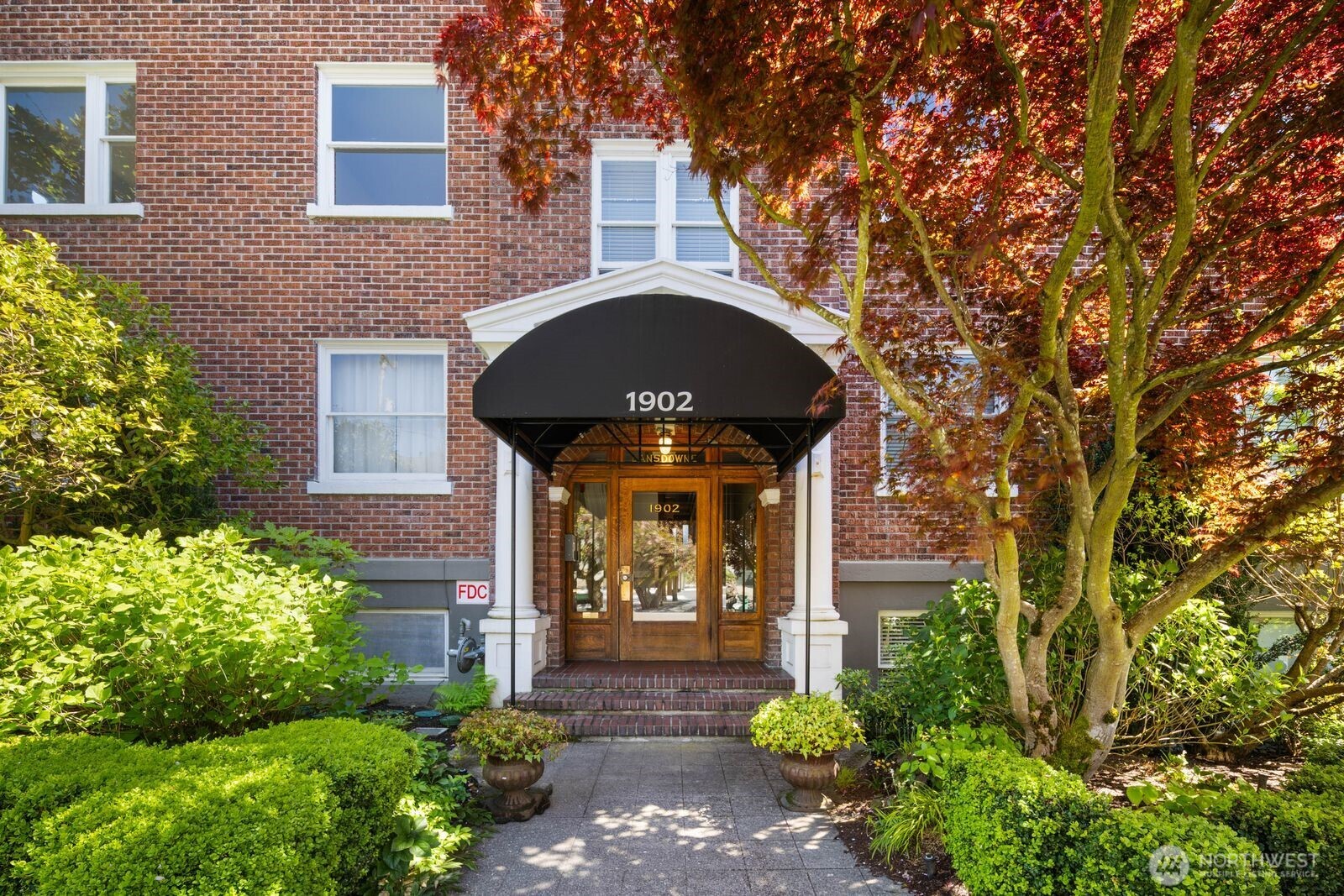 1902 Bigelow Avenue N Unit: 304