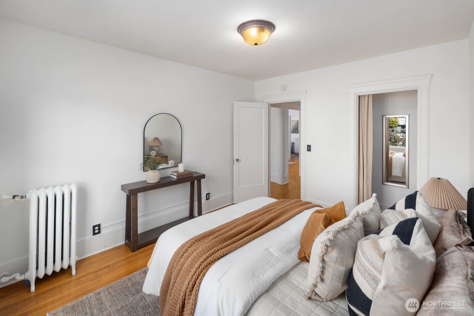 1902 Bigelow Avenue N Unit: 304