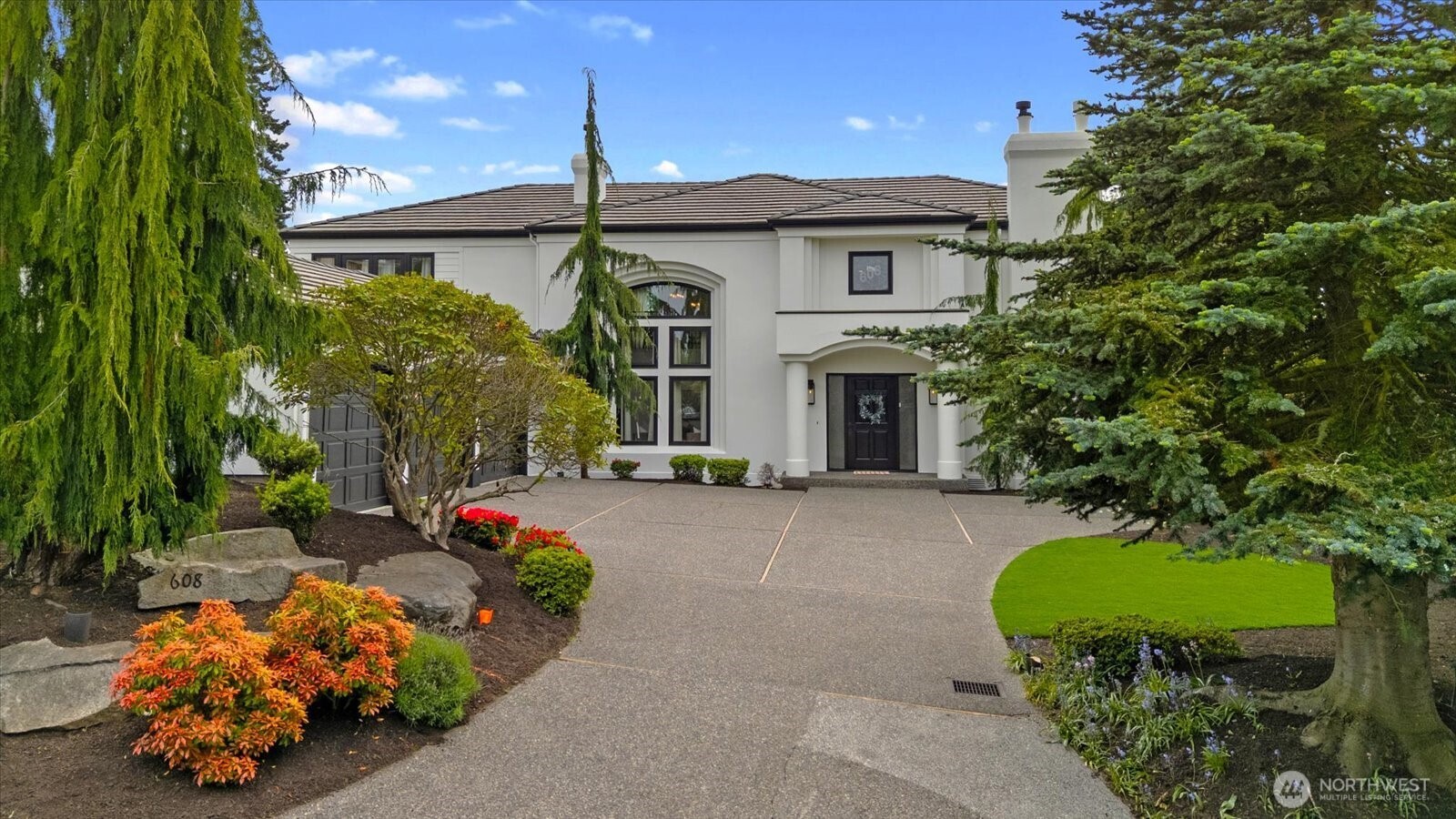 608 Magnolia Lane