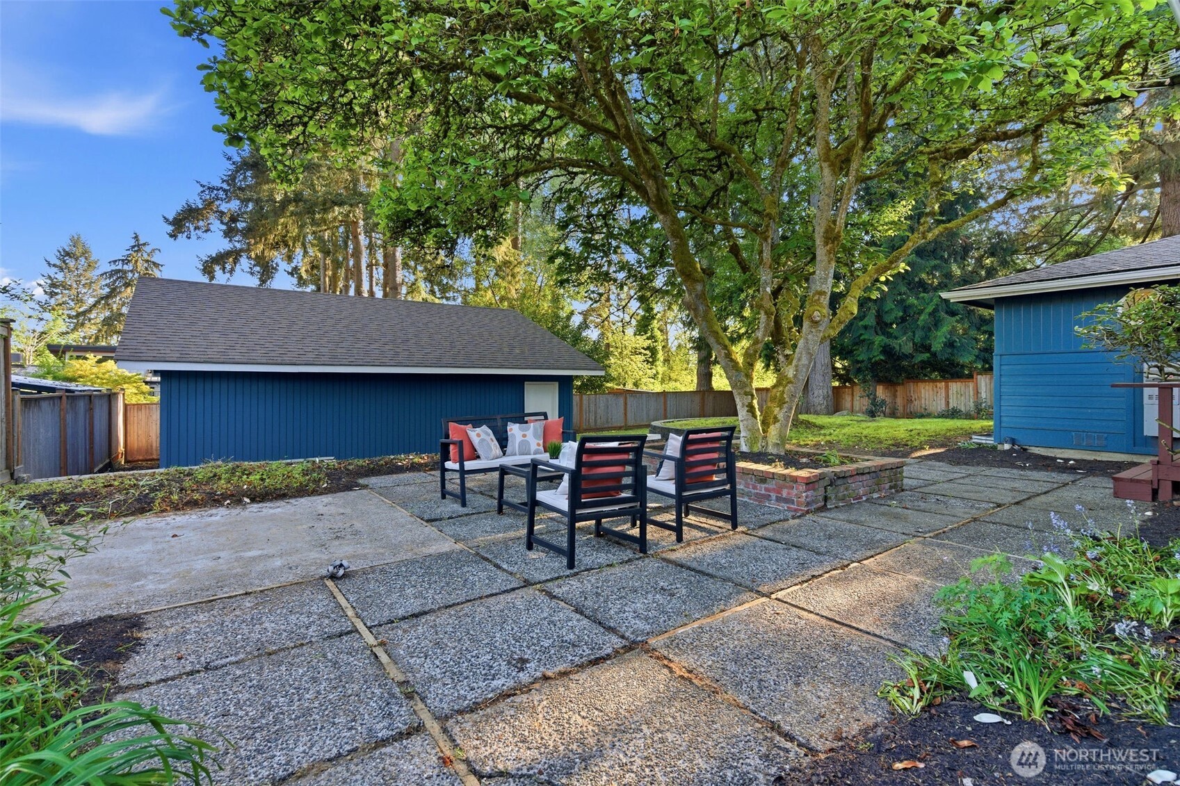 6123 NE 185th Street