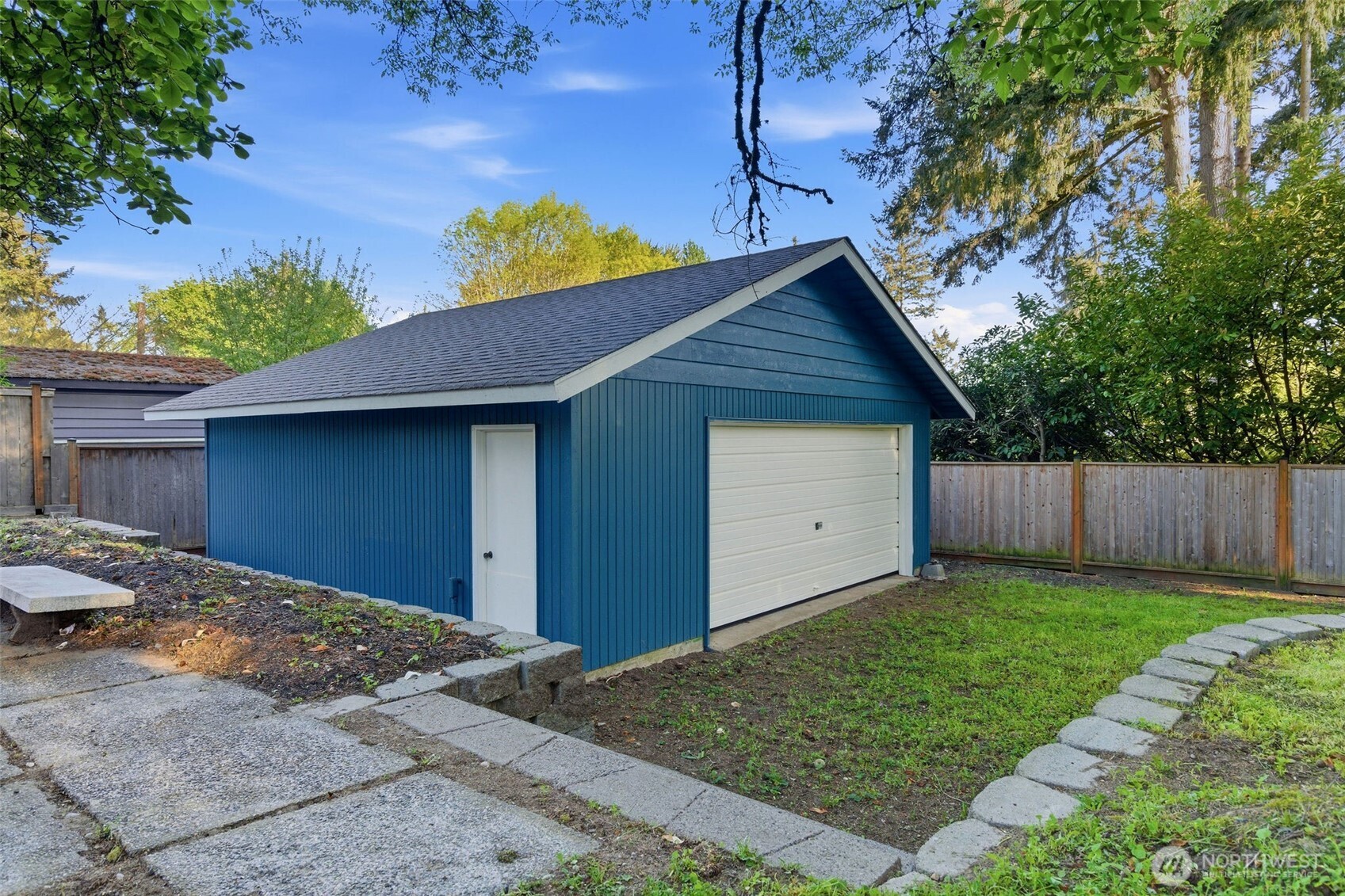 6123 NE 185th Street