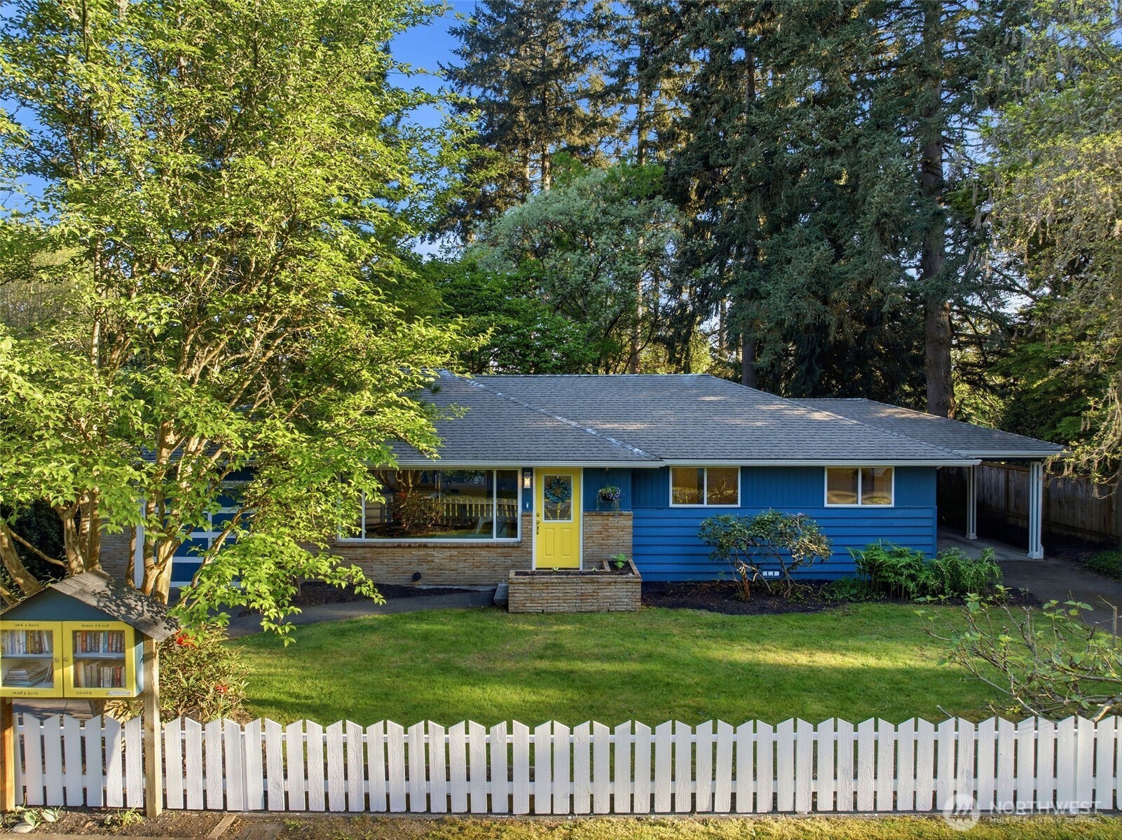 6123 NE 185th Street