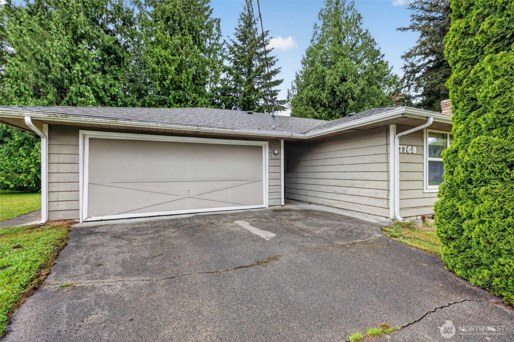 7708 63rd Drive NE