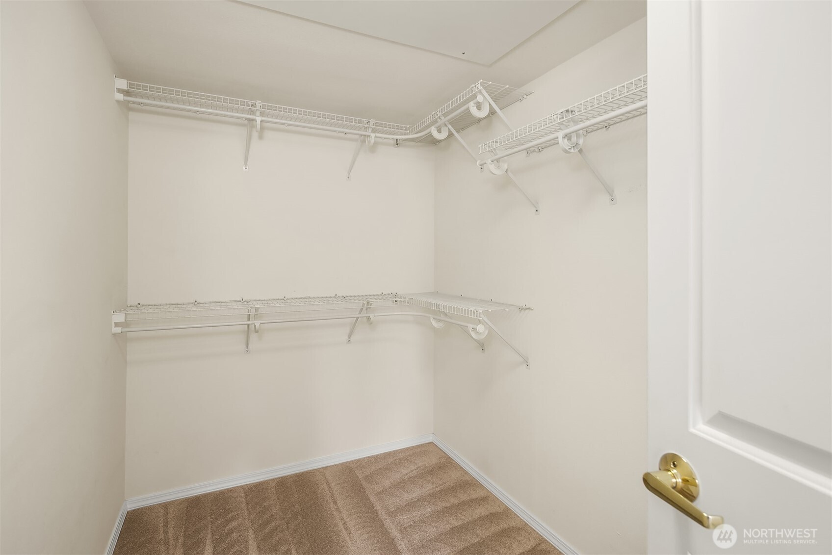 402 3rd Avenue S Unit: B201