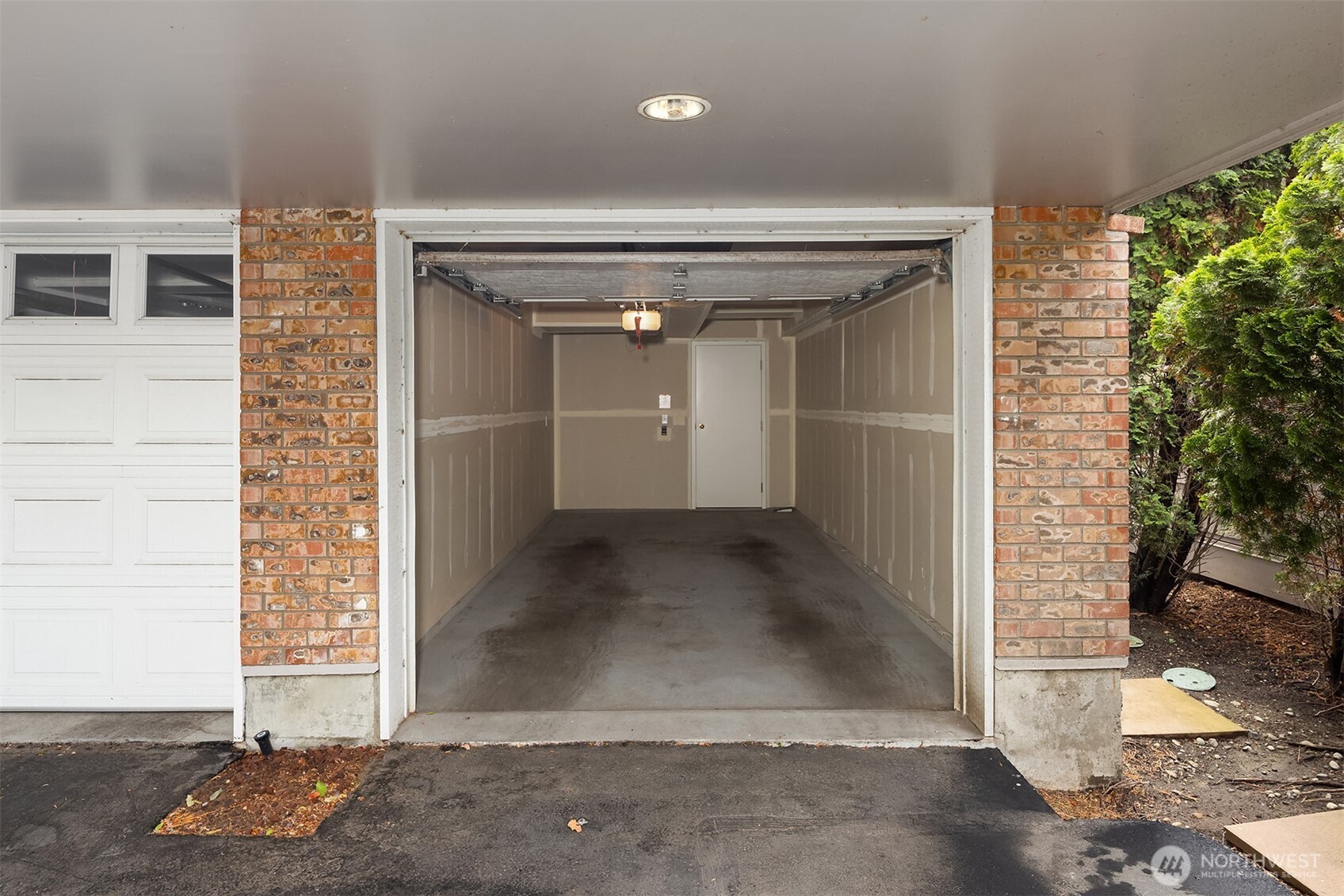 402 3rd Avenue S Unit: B201