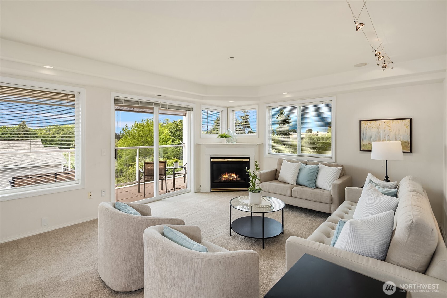 402 3rd Avenue S Unit: B201