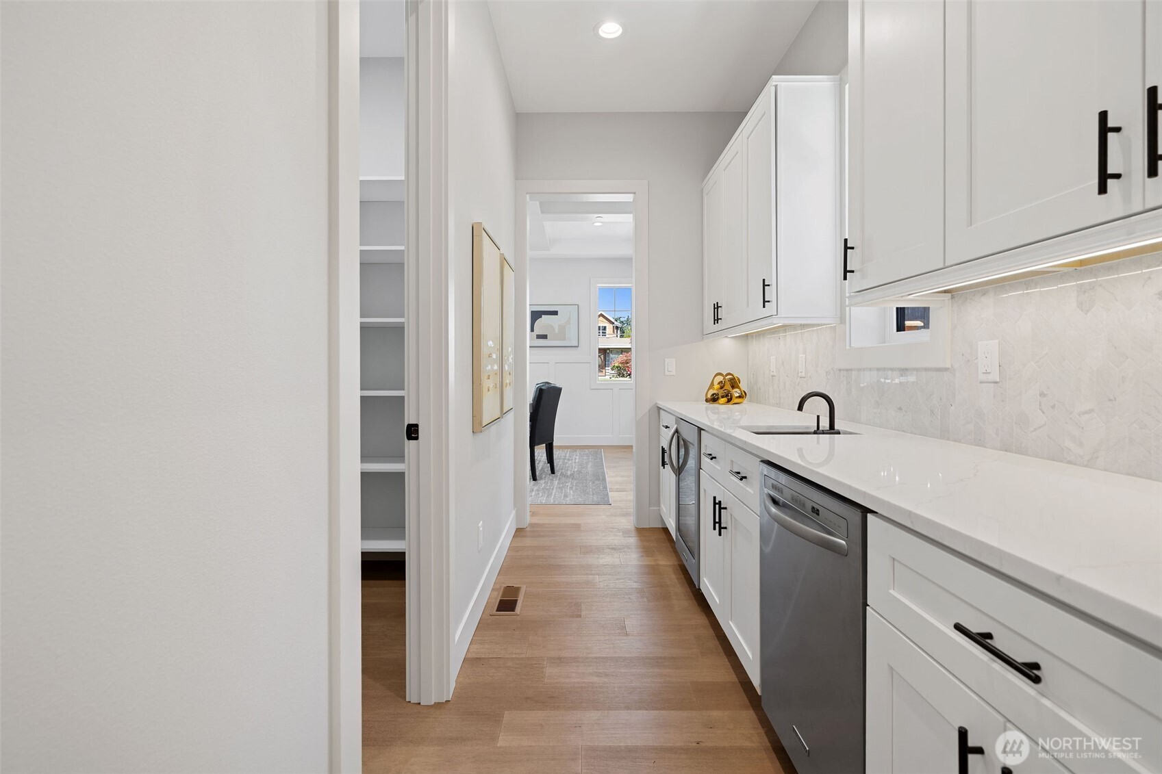11027 SE 30th Place
