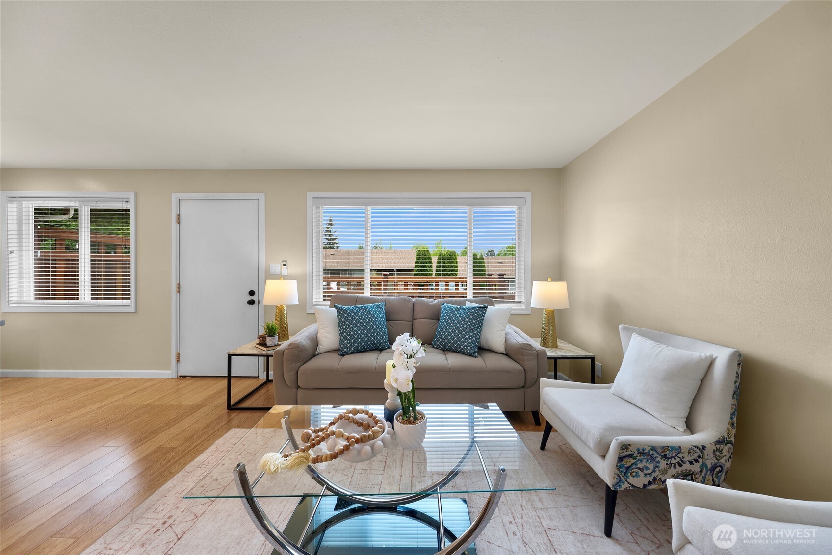 4050 W Lake Sammamish Parkway NE Unit: 2