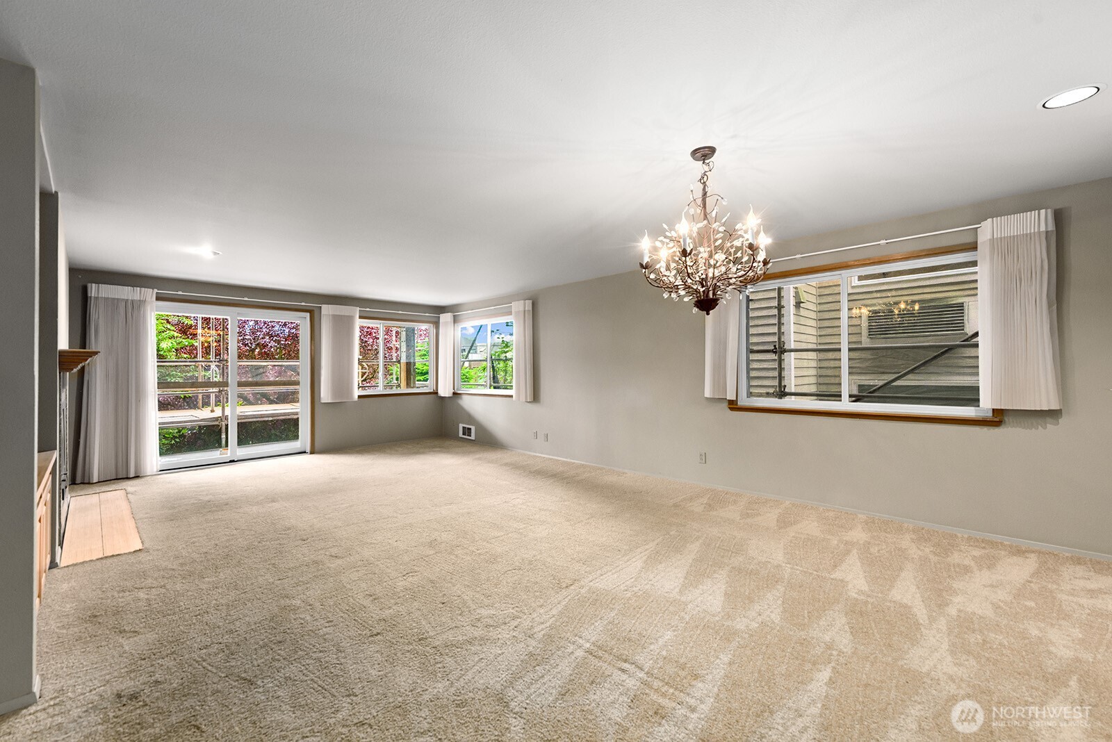 6920 California Avenue SW Unit: 11