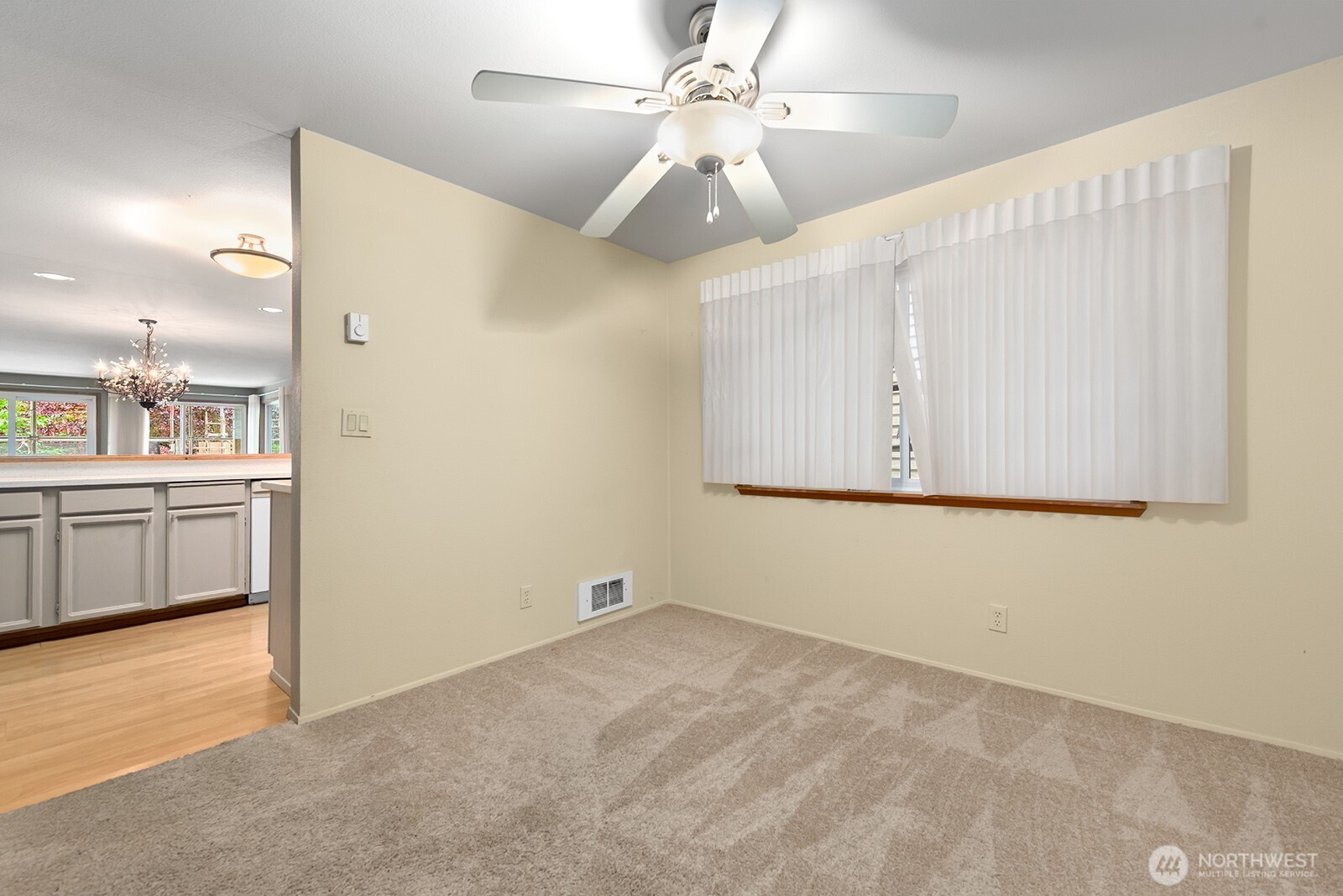 6920 California Avenue SW Unit: 11