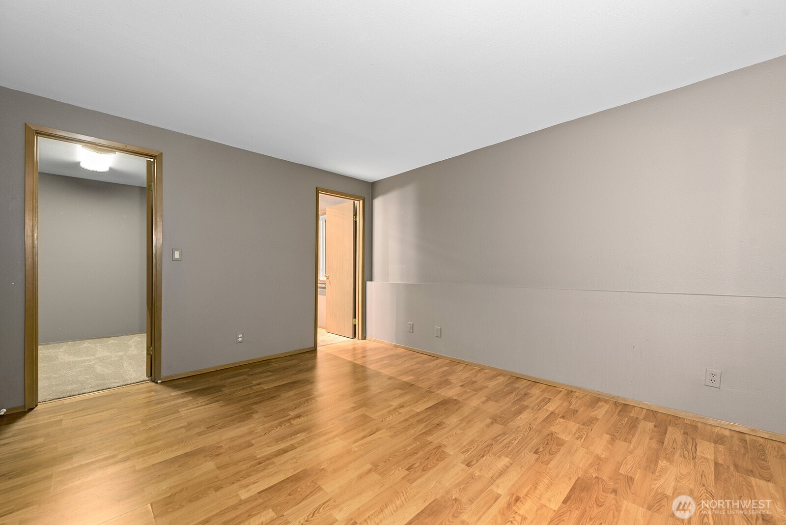 6920 California Avenue SW Unit: 11