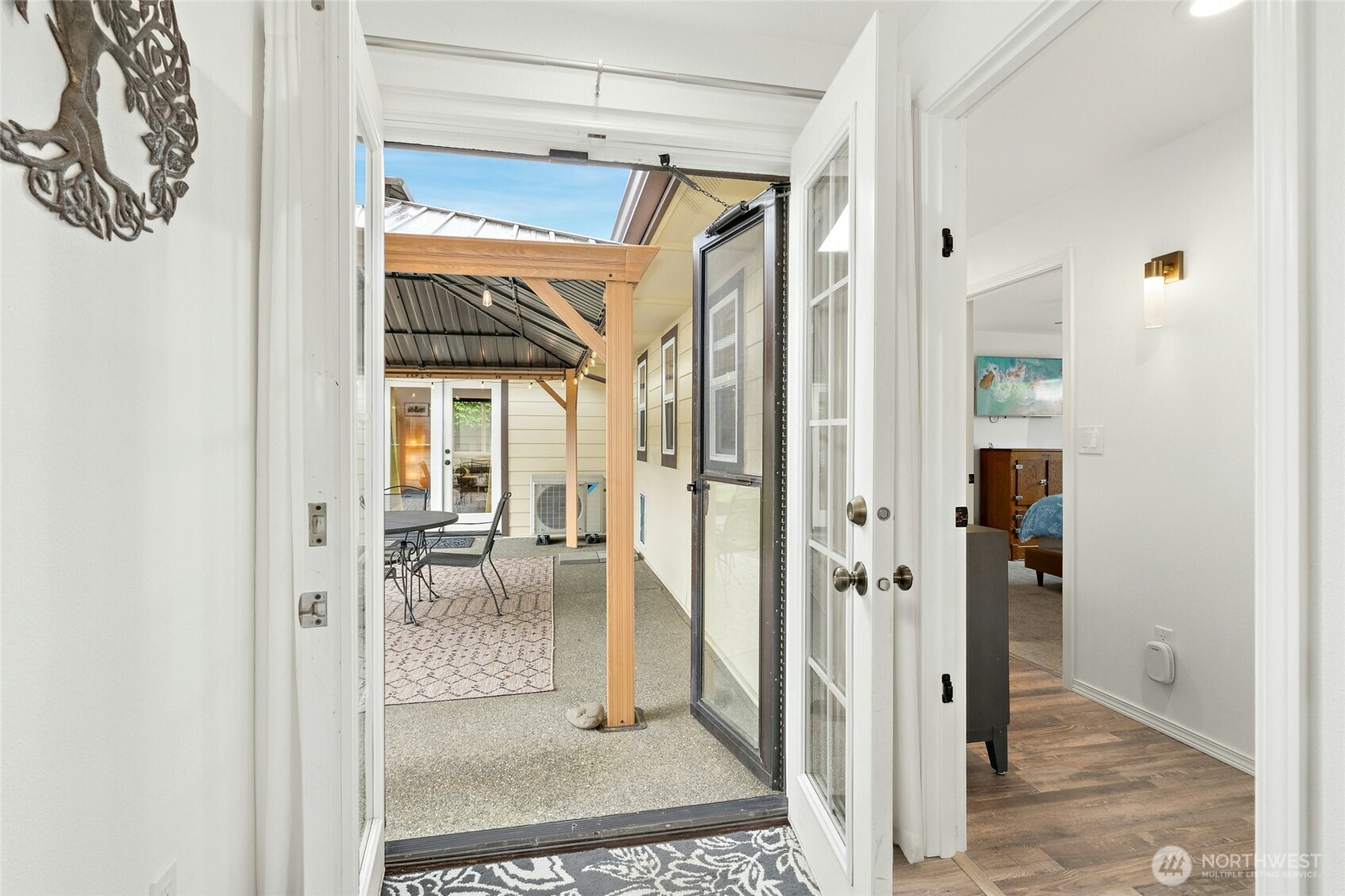 237 S 186th Street