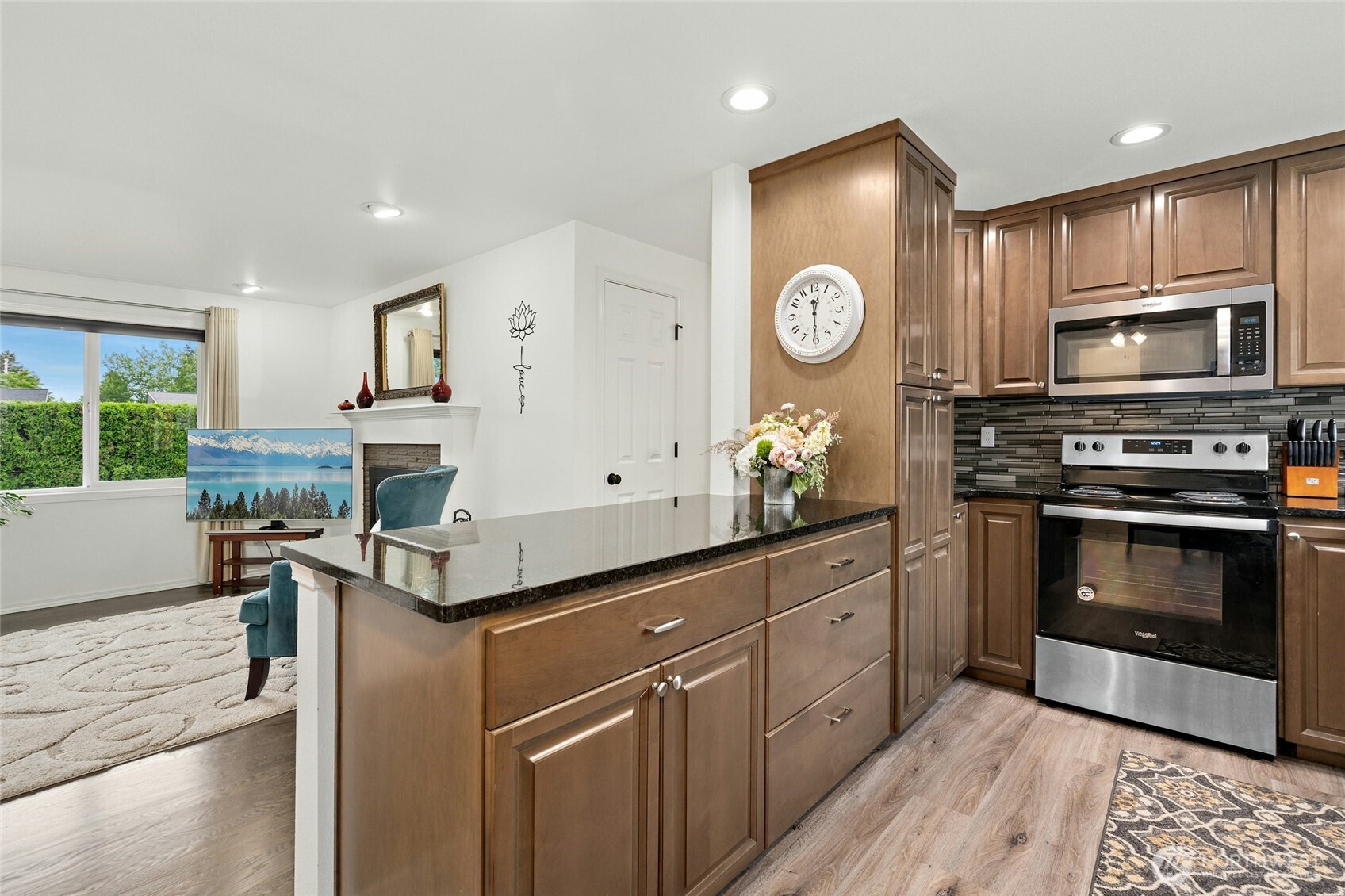 237 S 186th Street