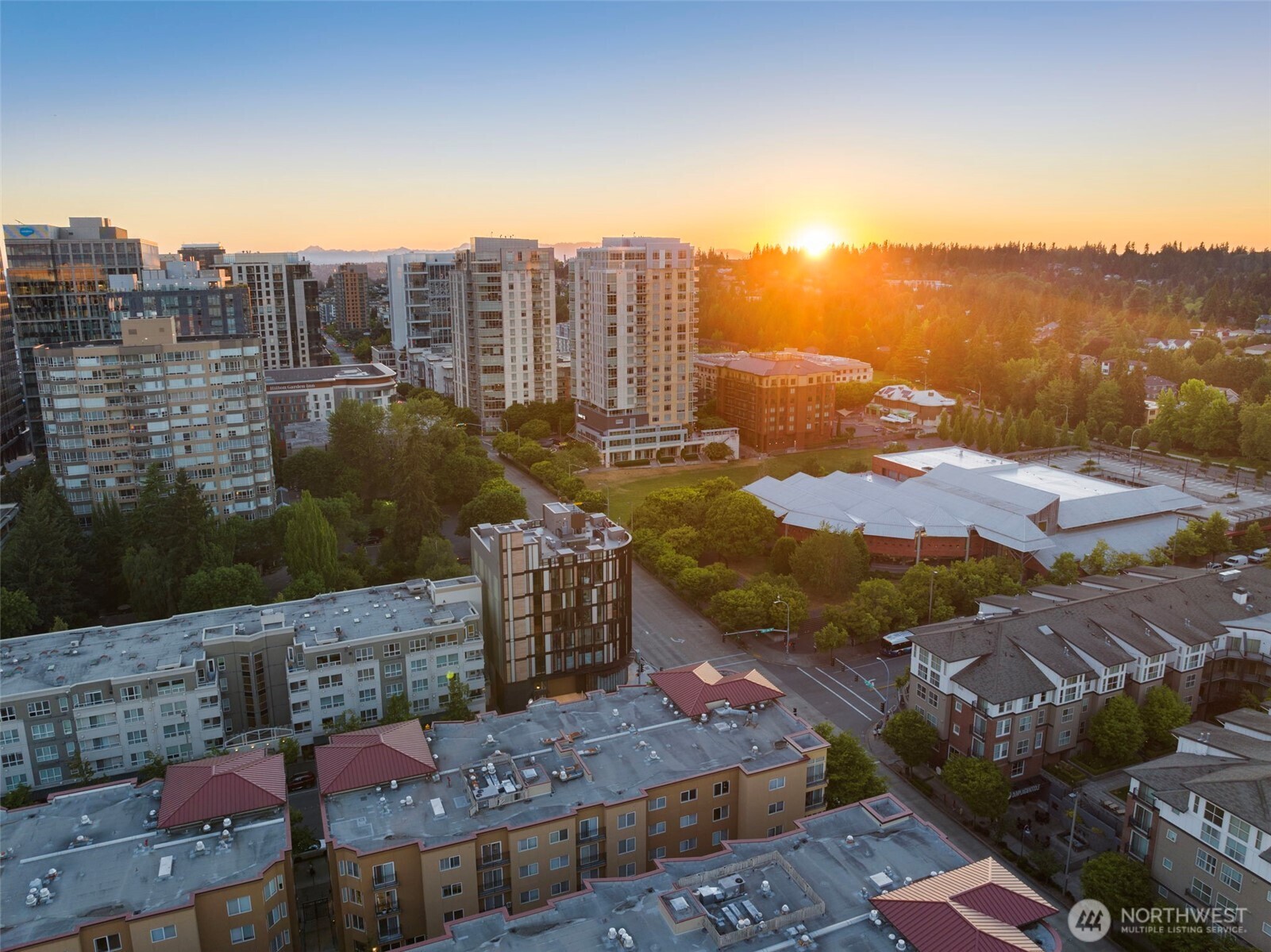 999 110th Avenue NE Unit: 401