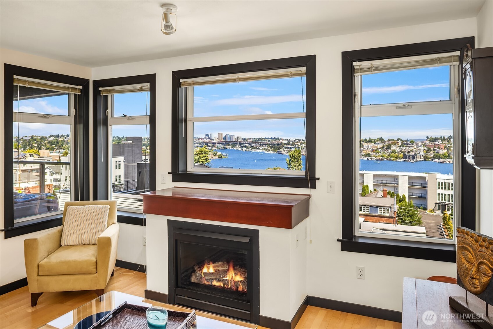 655 Crockett Street Unit: B301