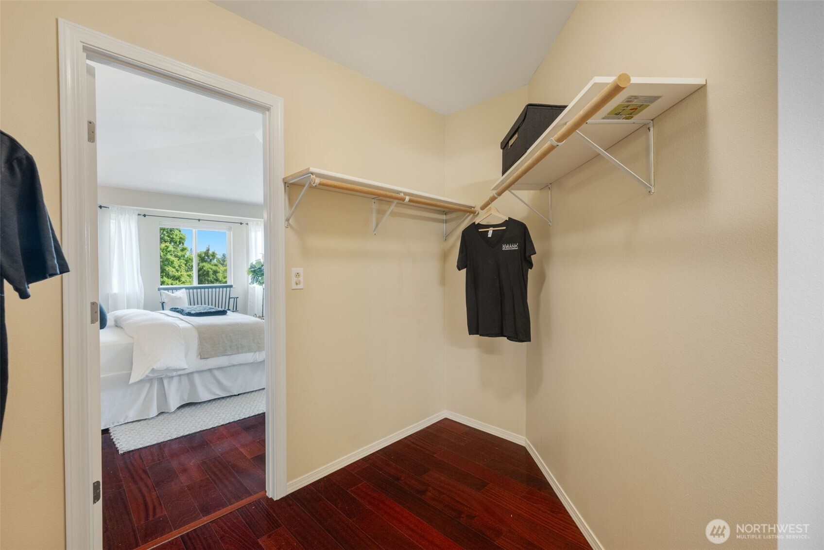 4084 Letitia Avenue S